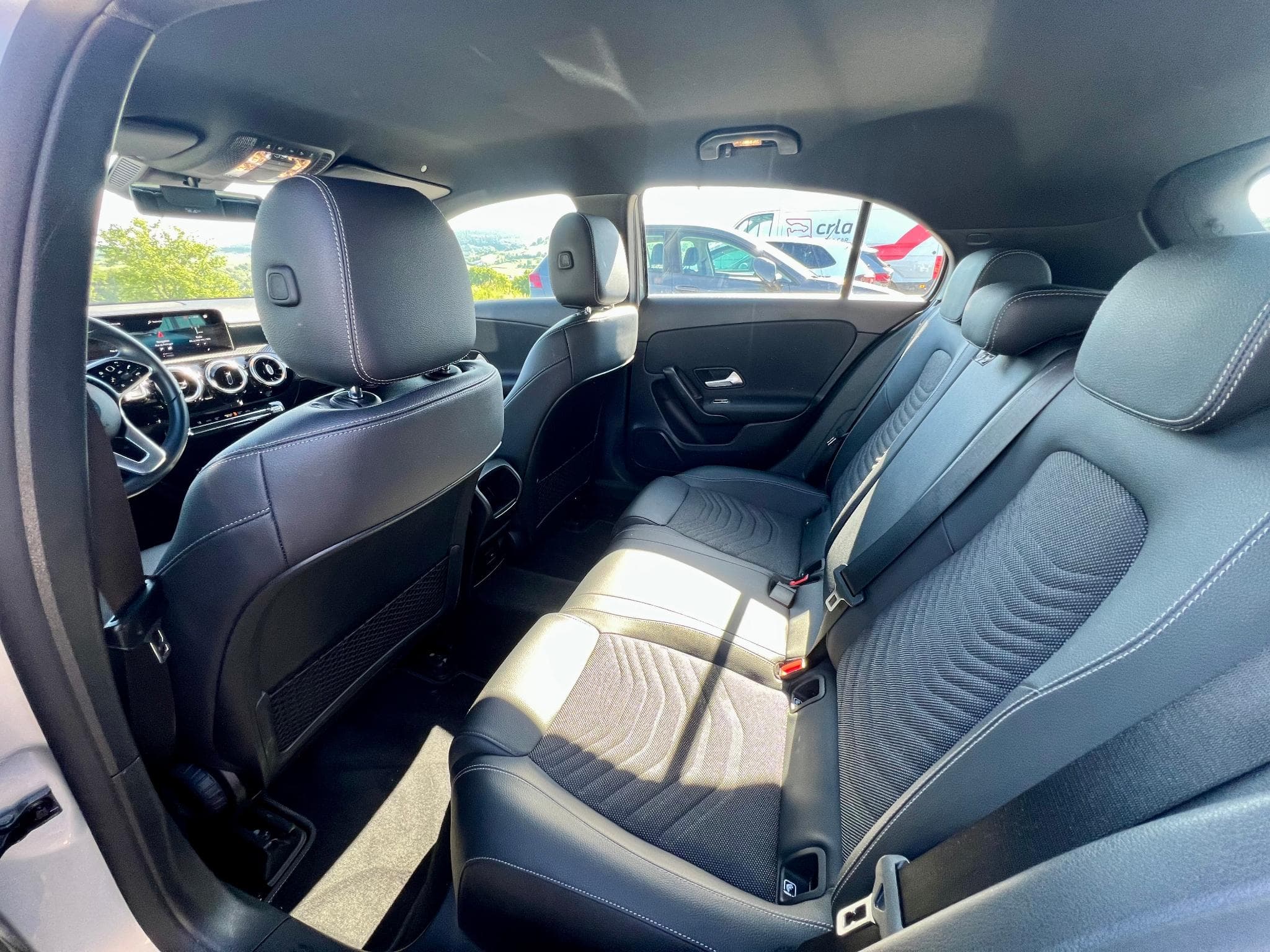 Mercedes A 180 A180 D BUSINESS SOLUTION (2022) - Photo 3