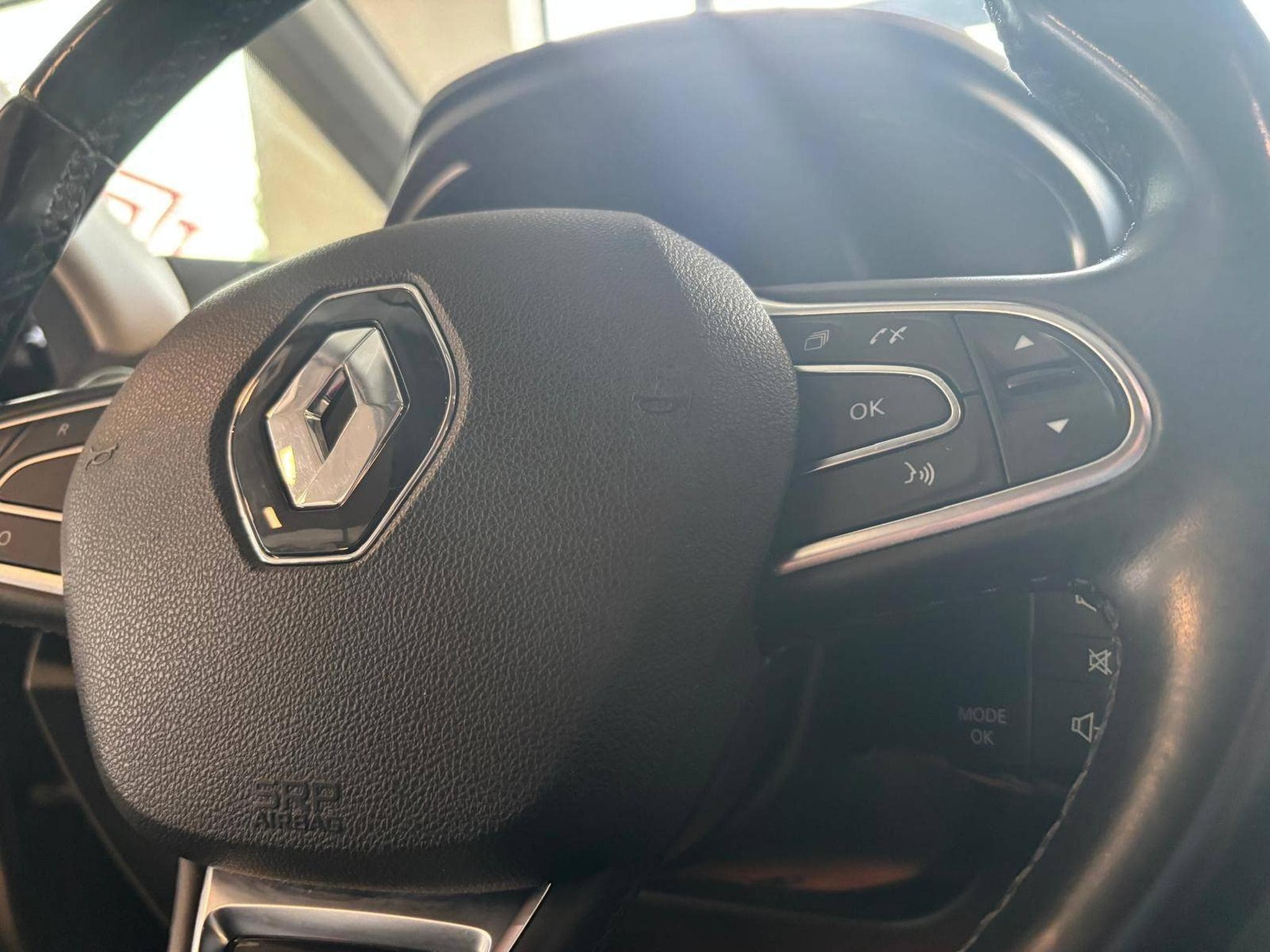 Renault Grand Scenic Bose (2017) - Photo 10