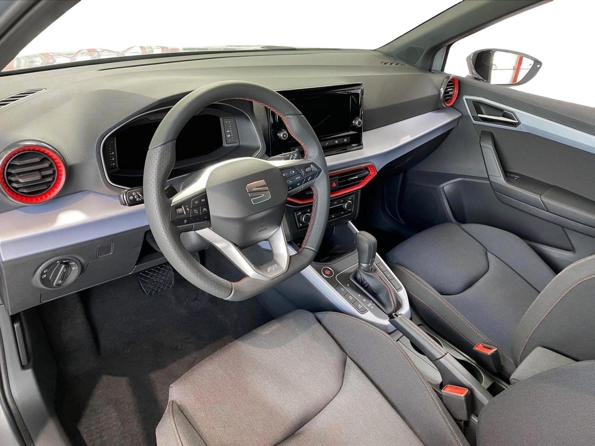 Seat Arona FR (2026) - Photo 3