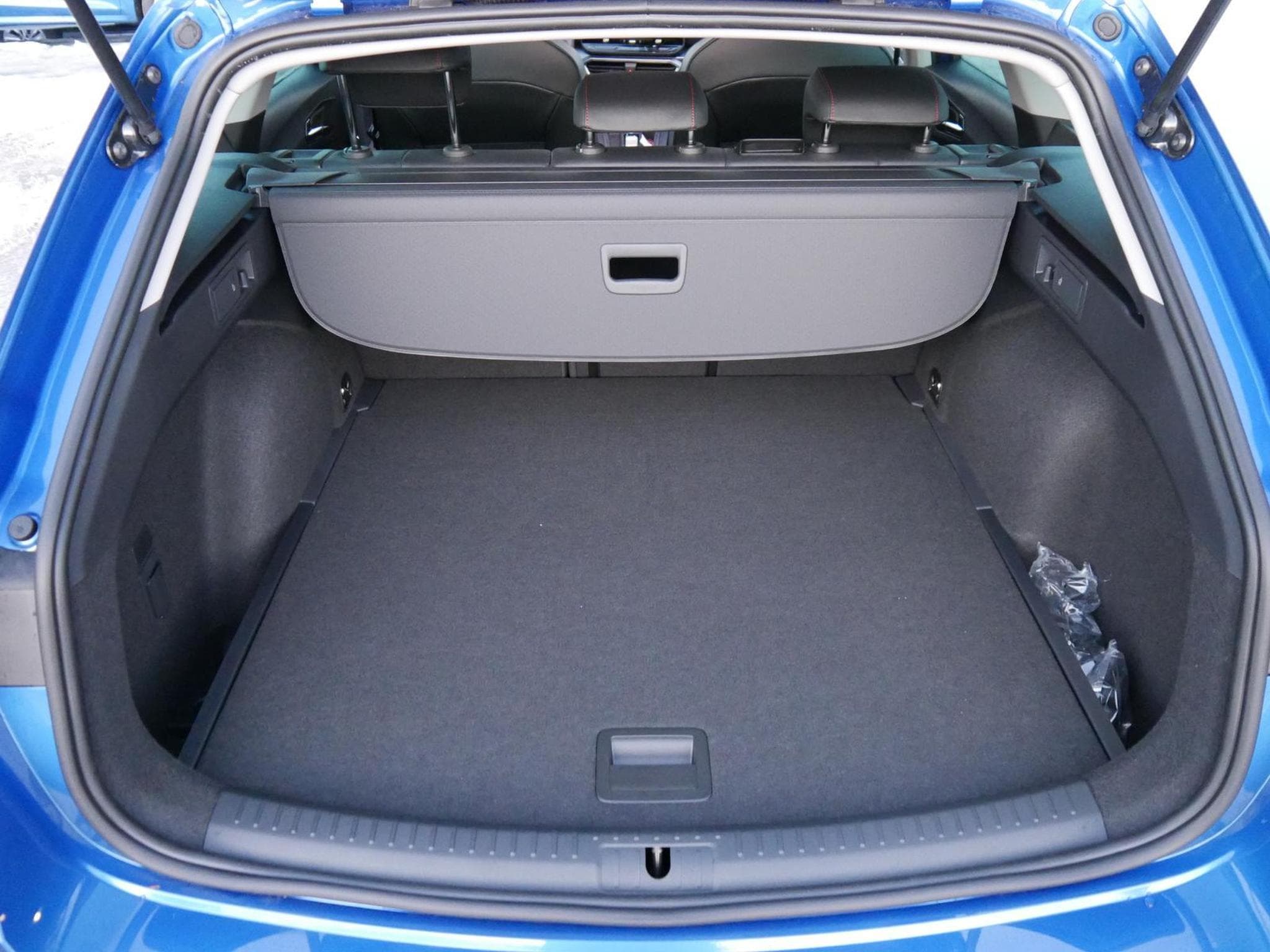 Seat Leon FR 1.5 eTSI (2026) - Photo 3