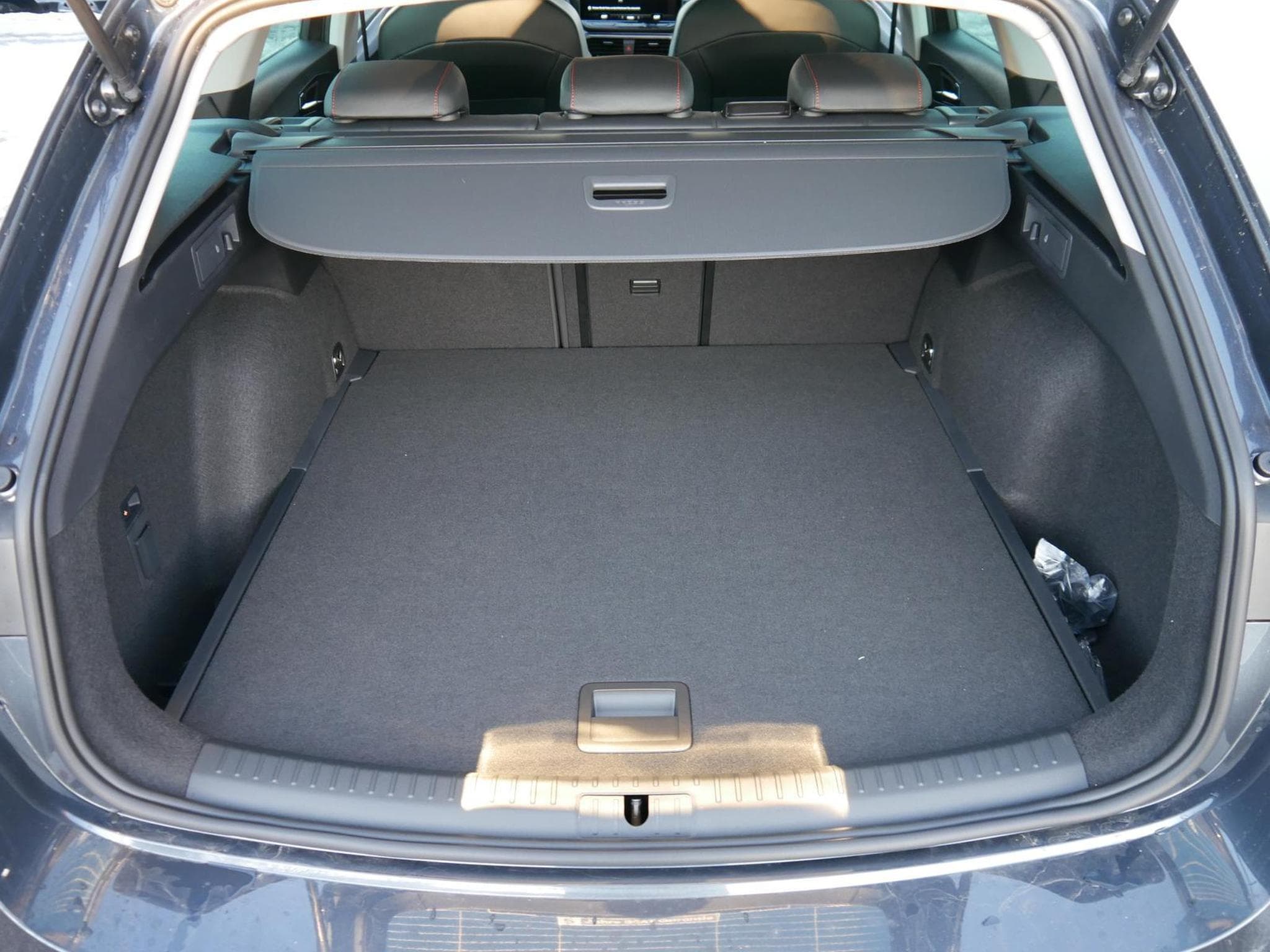 Seat Leon FR 1.5 eTSI (2025) - Photo 7