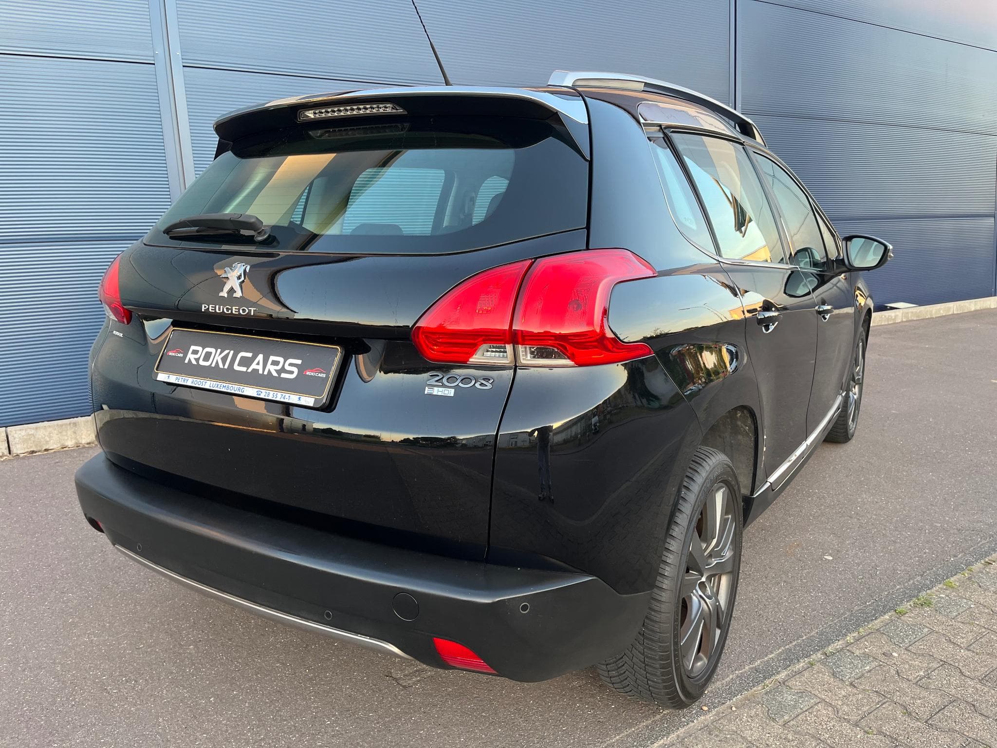 Peugeot 2008 1.6 E-HDI Allure (2014) - Photo 8