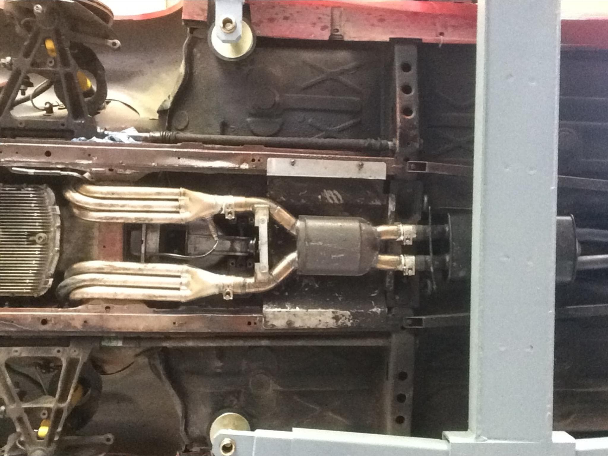 Alfa-Romeo 75 3.0 QV Potentiata (1991) - Foto 11