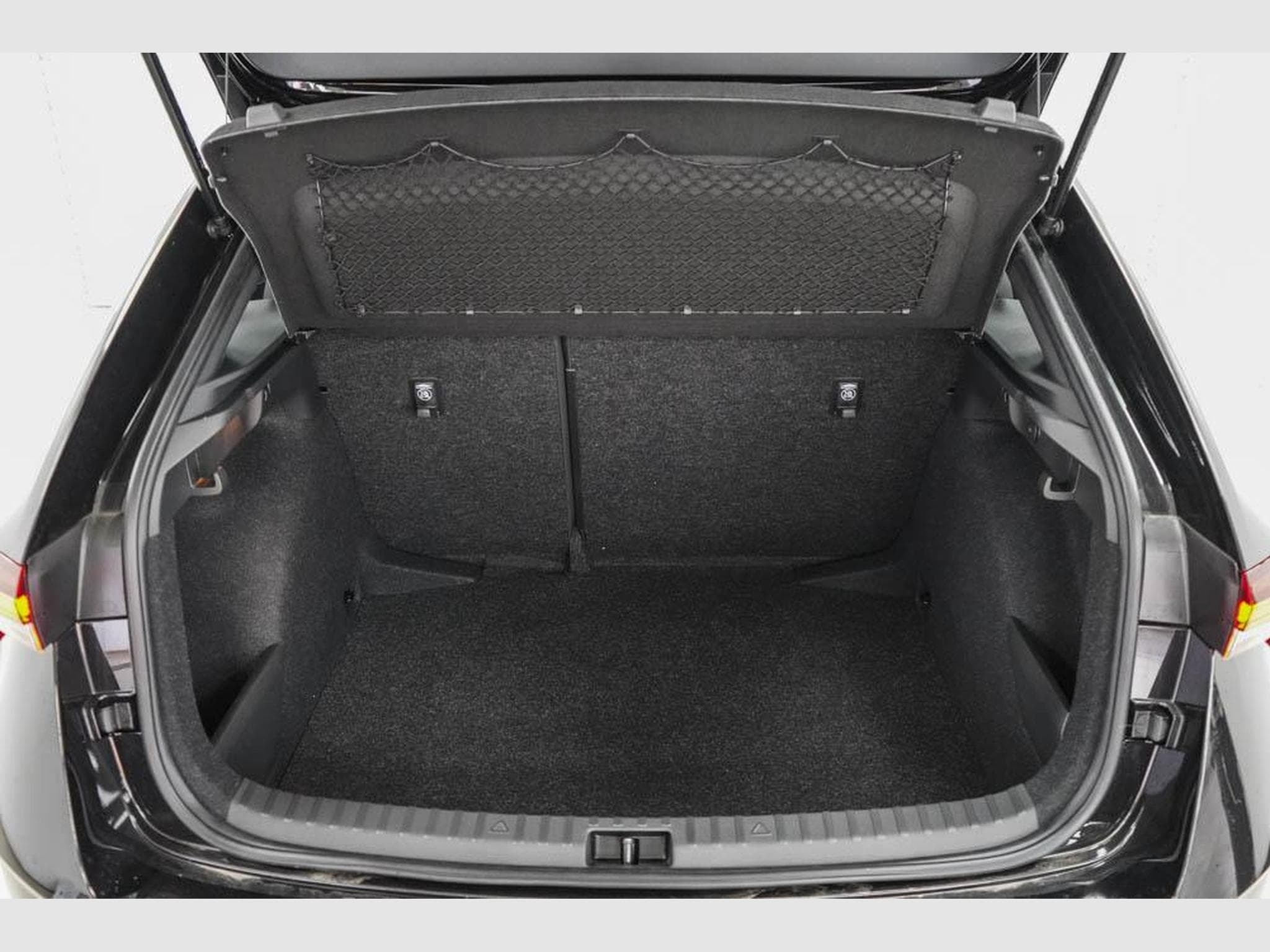 Skoda Scala 1,0 TSI DSG (2025) - Photo 17