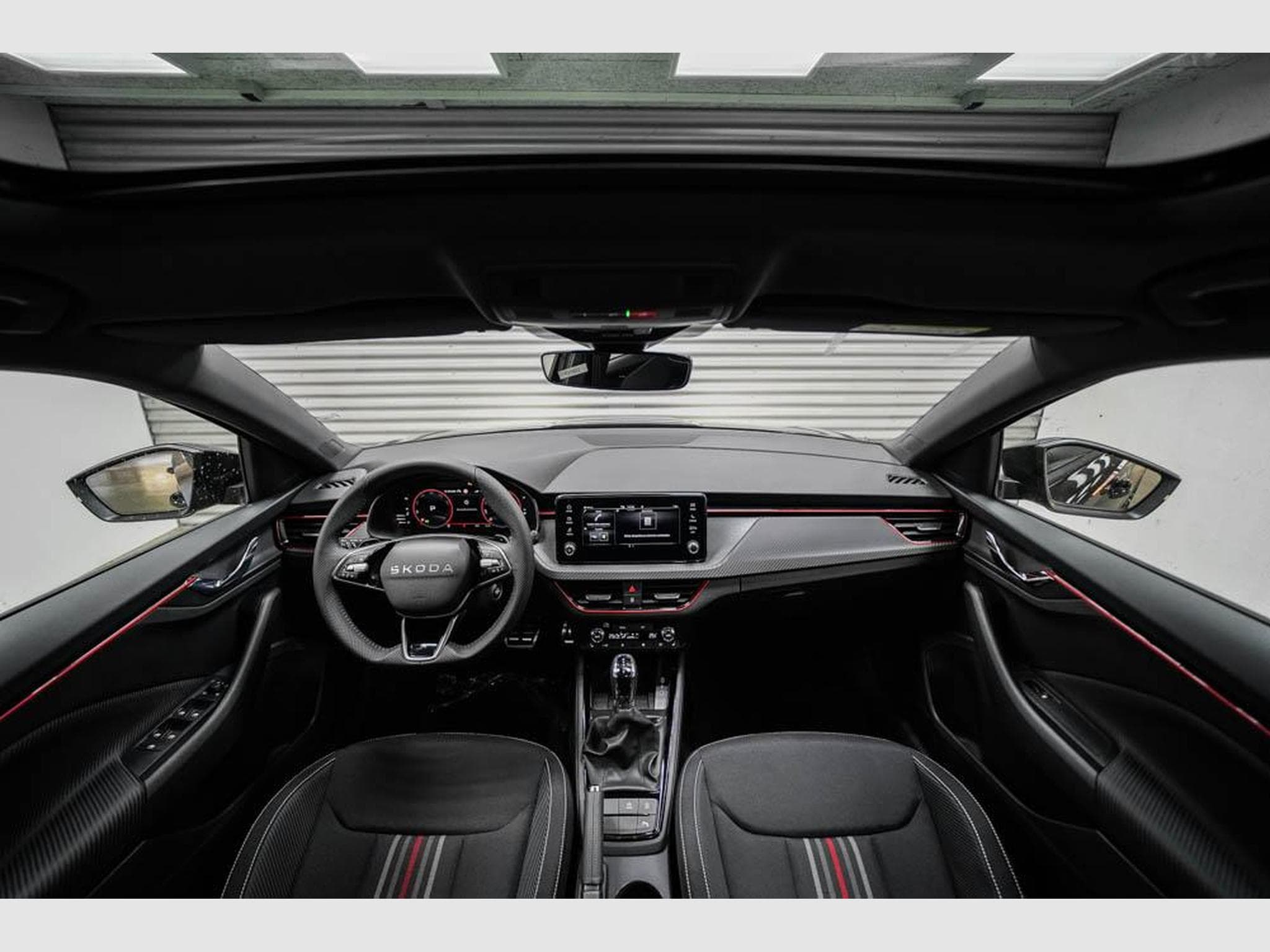 Skoda Scala 1,0 TSI DSG (2025) - Photo 5