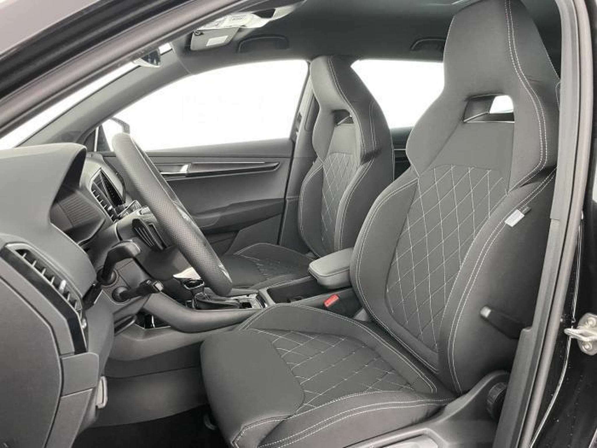 Skoda Karoq Sportline (2026) - Foto 12