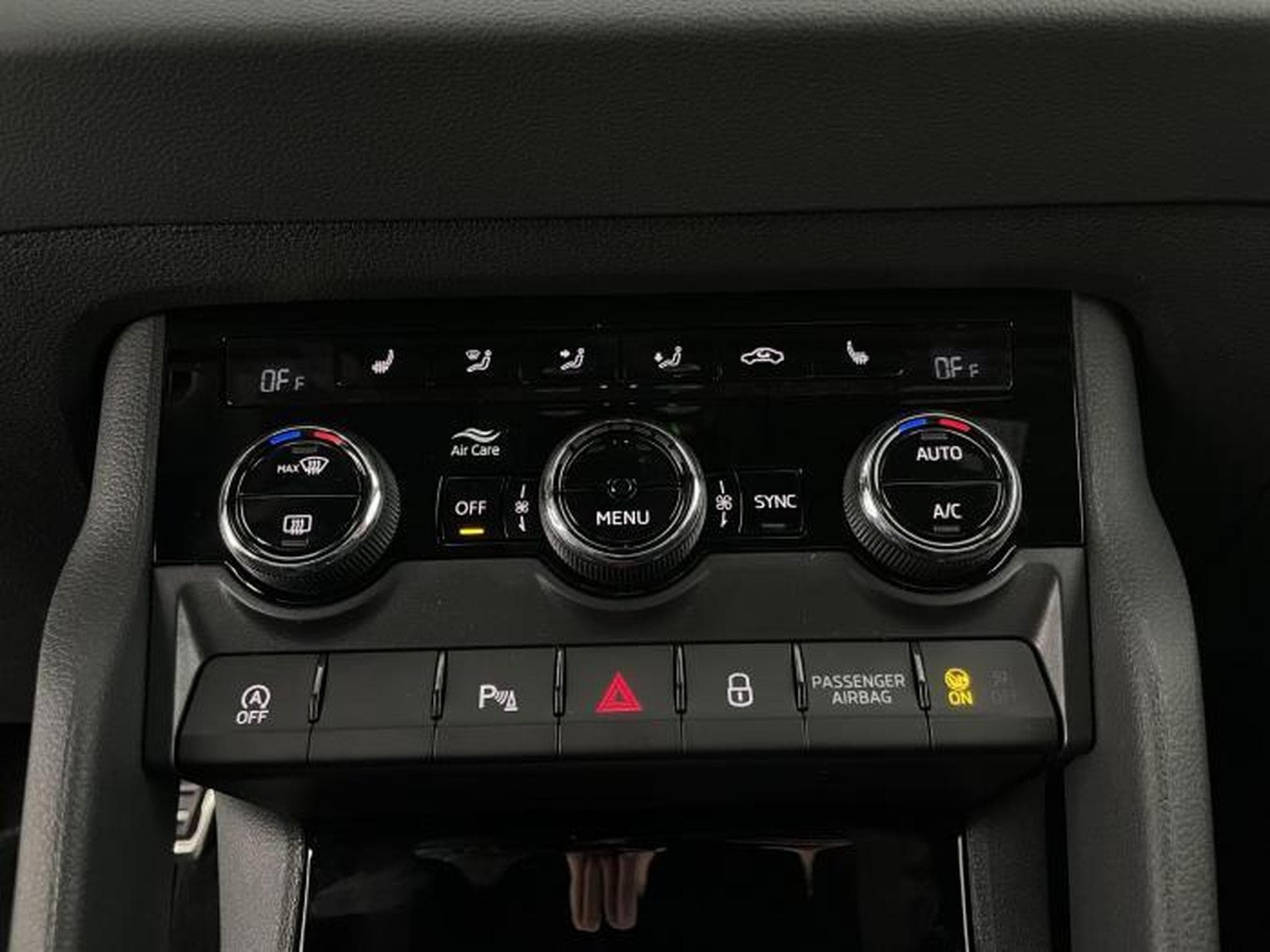 Skoda Karoq Sportline (2026) - Foto 18