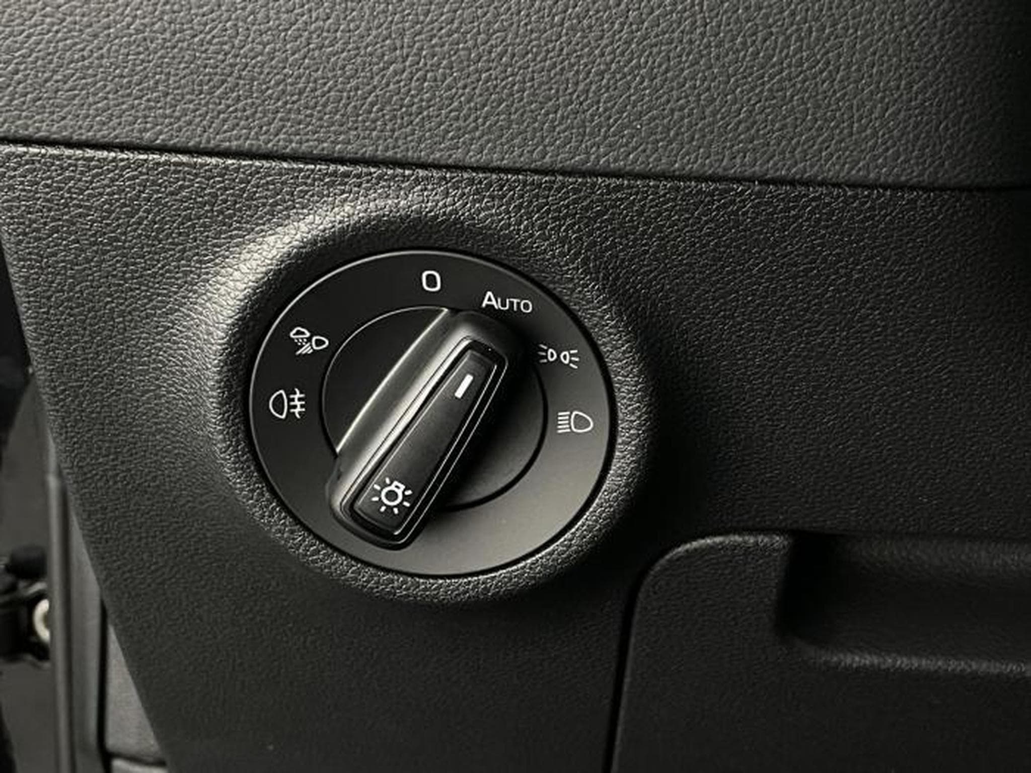 Skoda Karoq Sportline (2026) - Foto 23