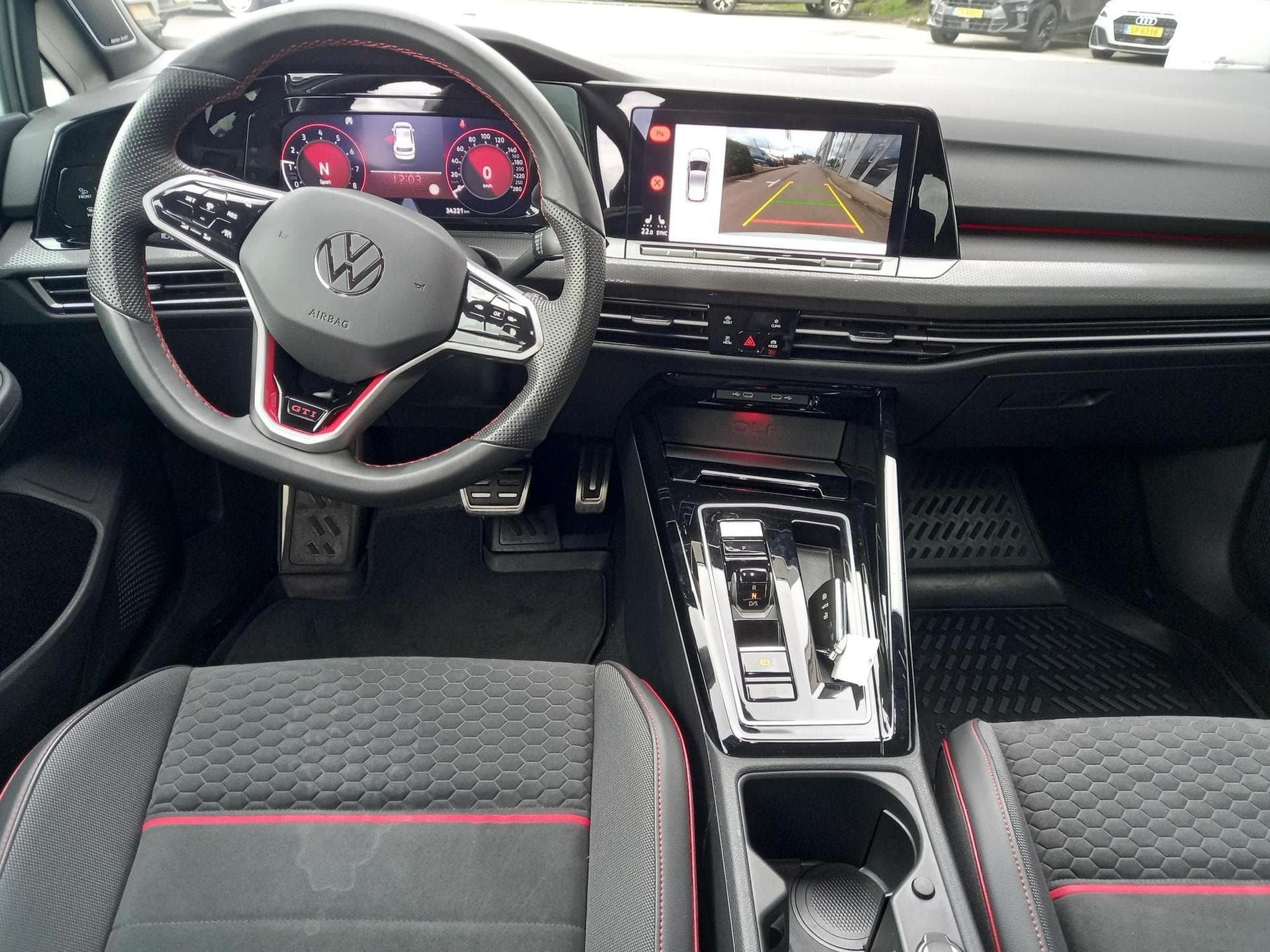 VW Golf Clubsport 2.0 TSI (2024) - Photo 4