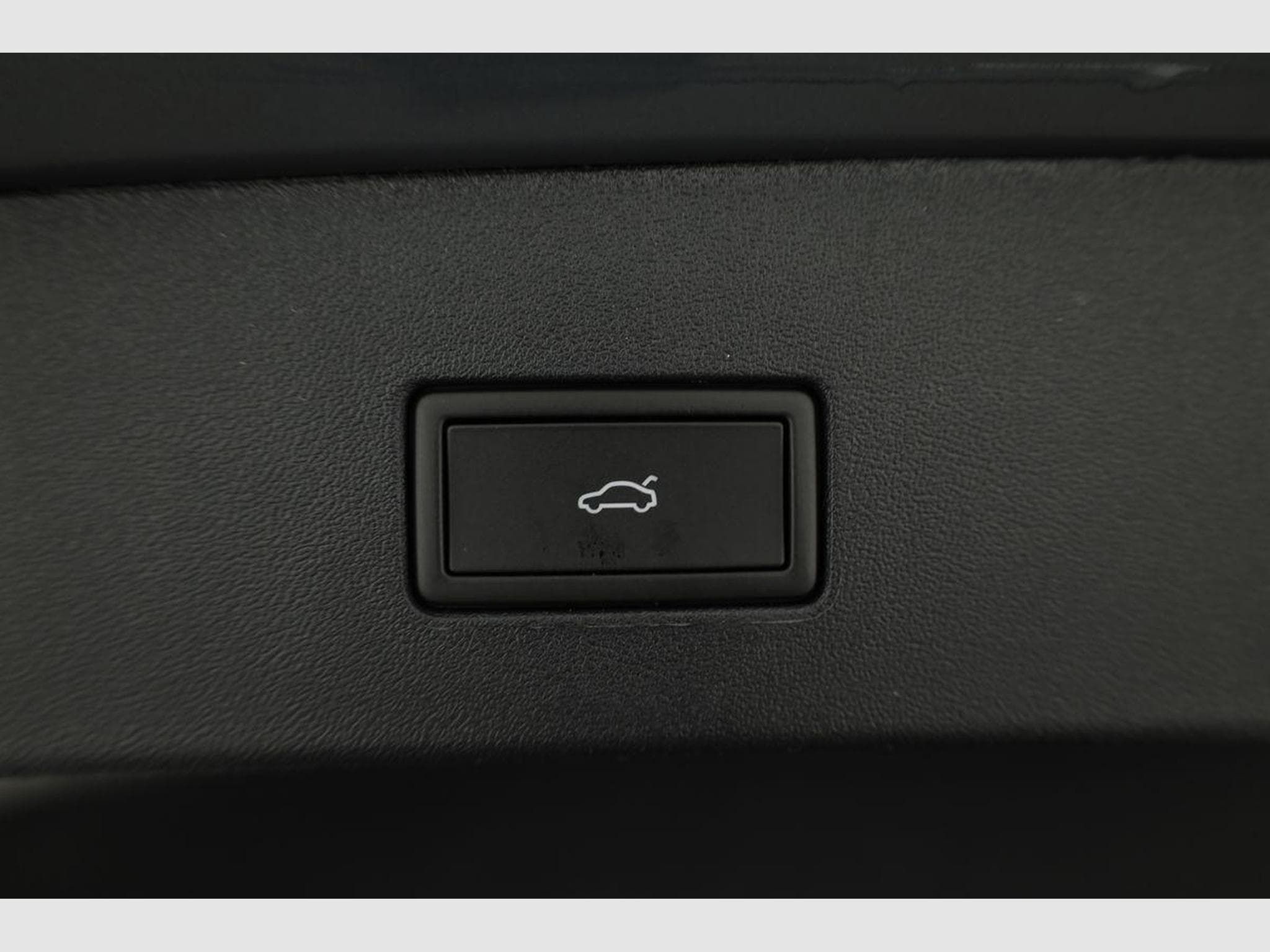 VW Tayron 1.5 TSI eHybrid 150 kW Life (2025) - Photo 13