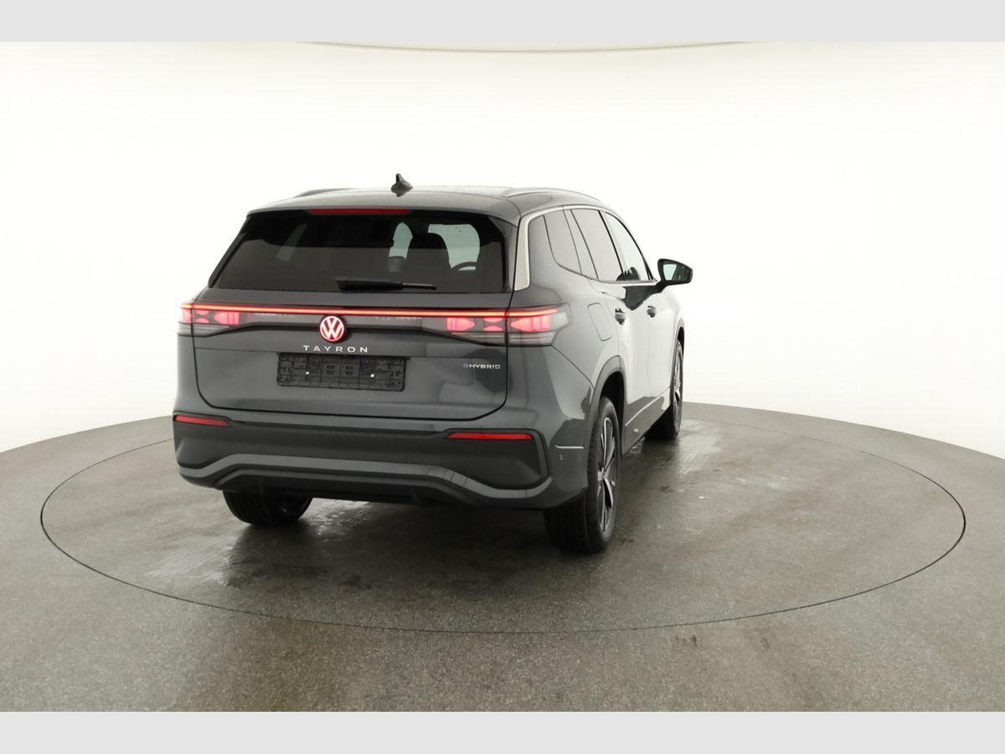 VW Tayron 1.5 TSI eHybrid 150 kW Life (2025) - Photo 18