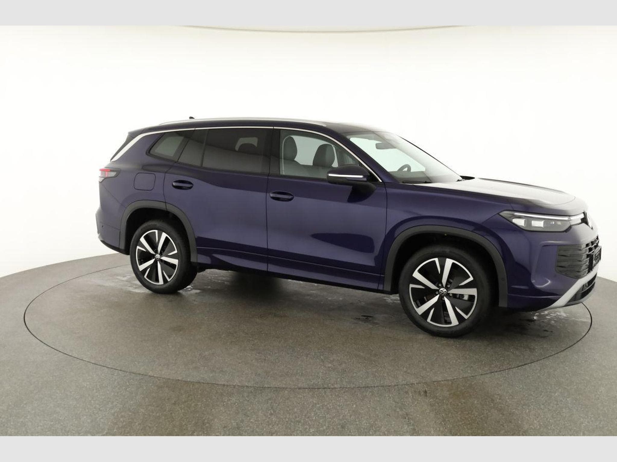 VW Tayron 1.5 TSI eHybrid 150 kW Life (2025) - Photo 25