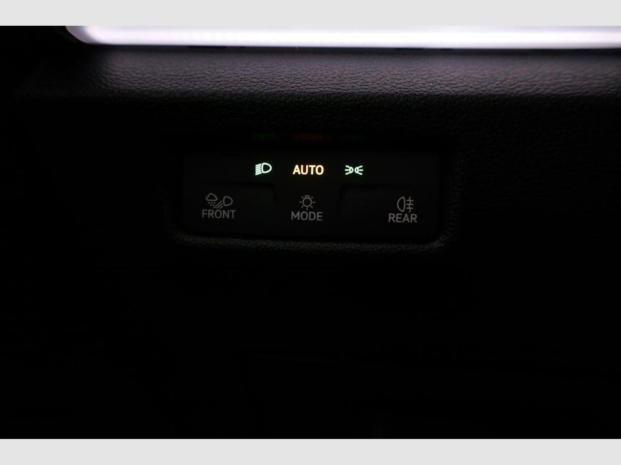 VW Tayron 1.5 TSI eHybrid 150 kW Life (2025) - Photo 8