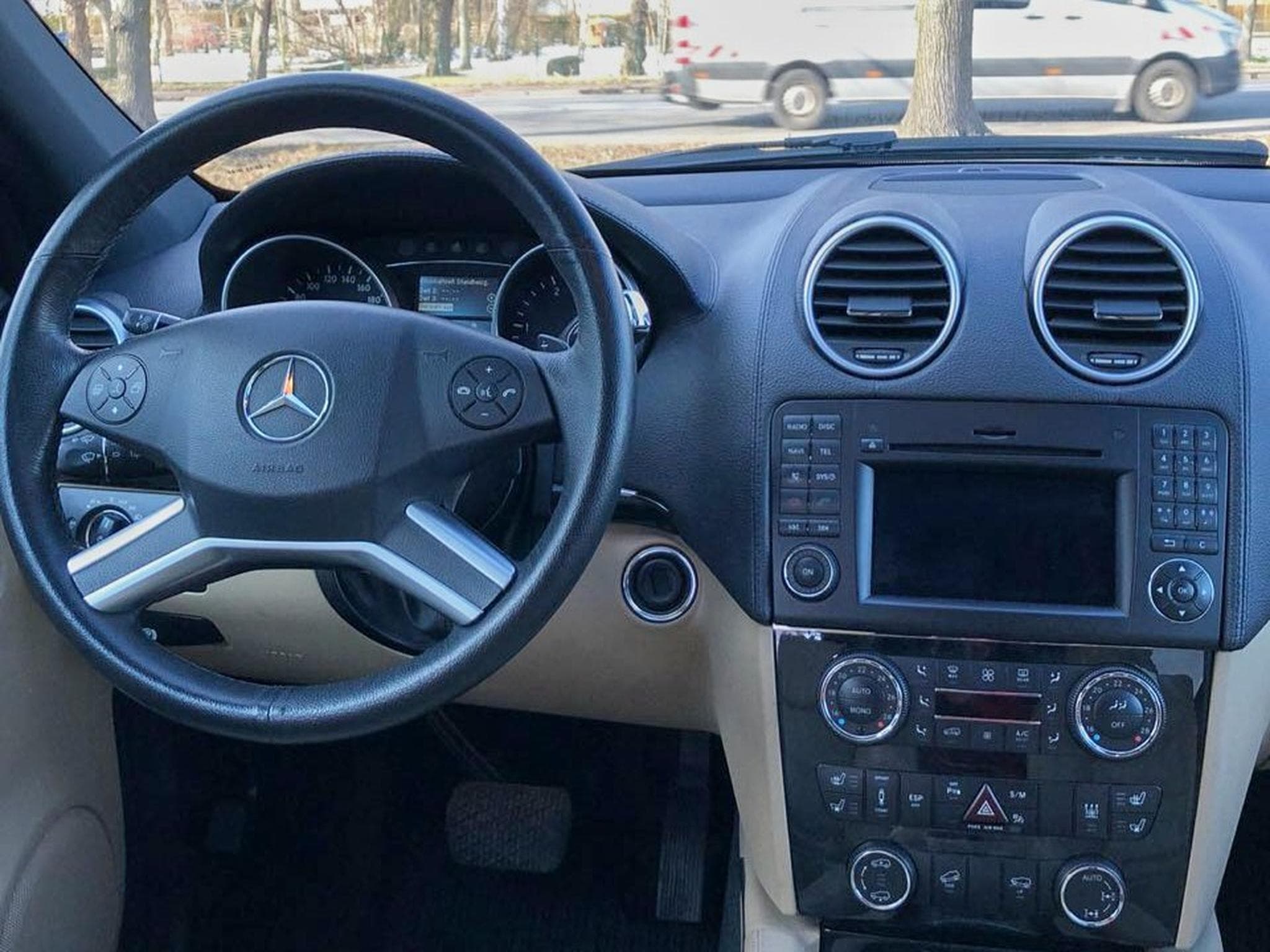 Mercedes ML 320 4-Matic  Ankängerkupplung Full Options (2008) - Photo 5