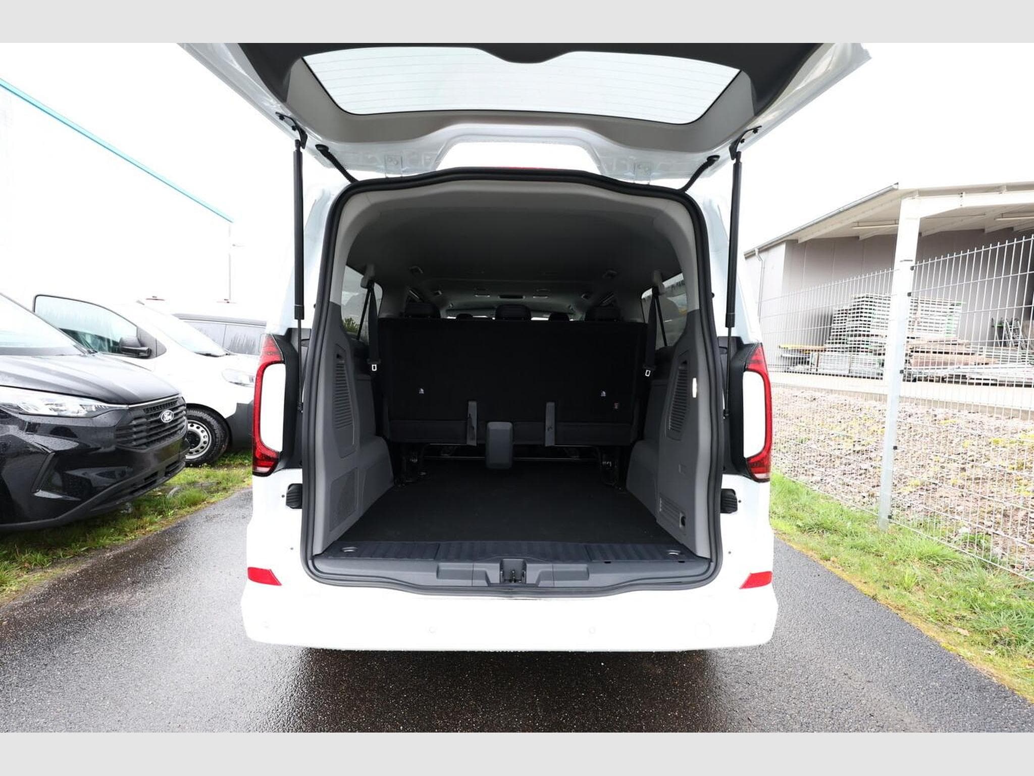 VW T7 Style (2026) - Photo 11