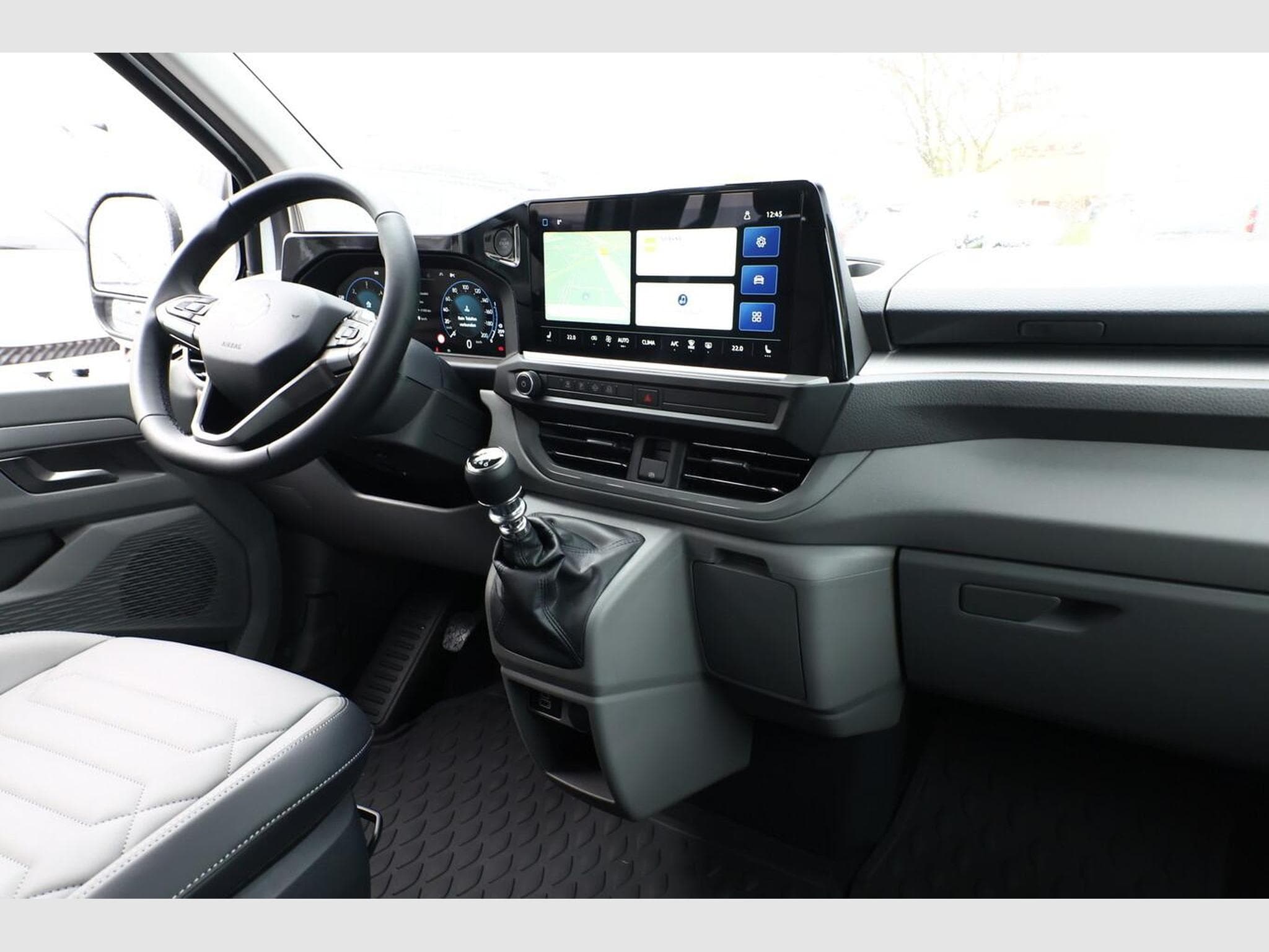 VW T7 Style (2026) - Photo 9