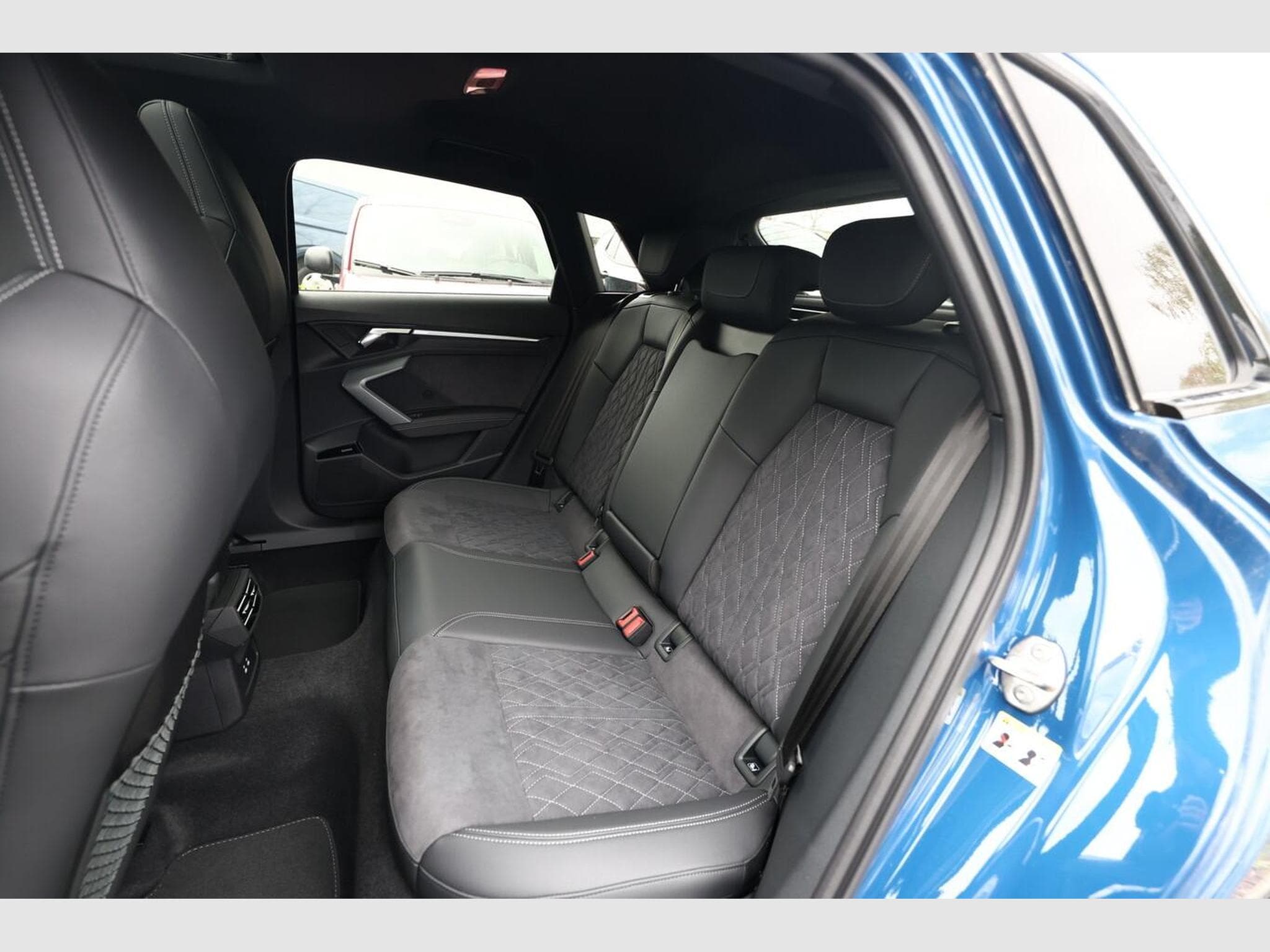 Audi S3 Sportback Matrix Nav (2026) - Foto 10