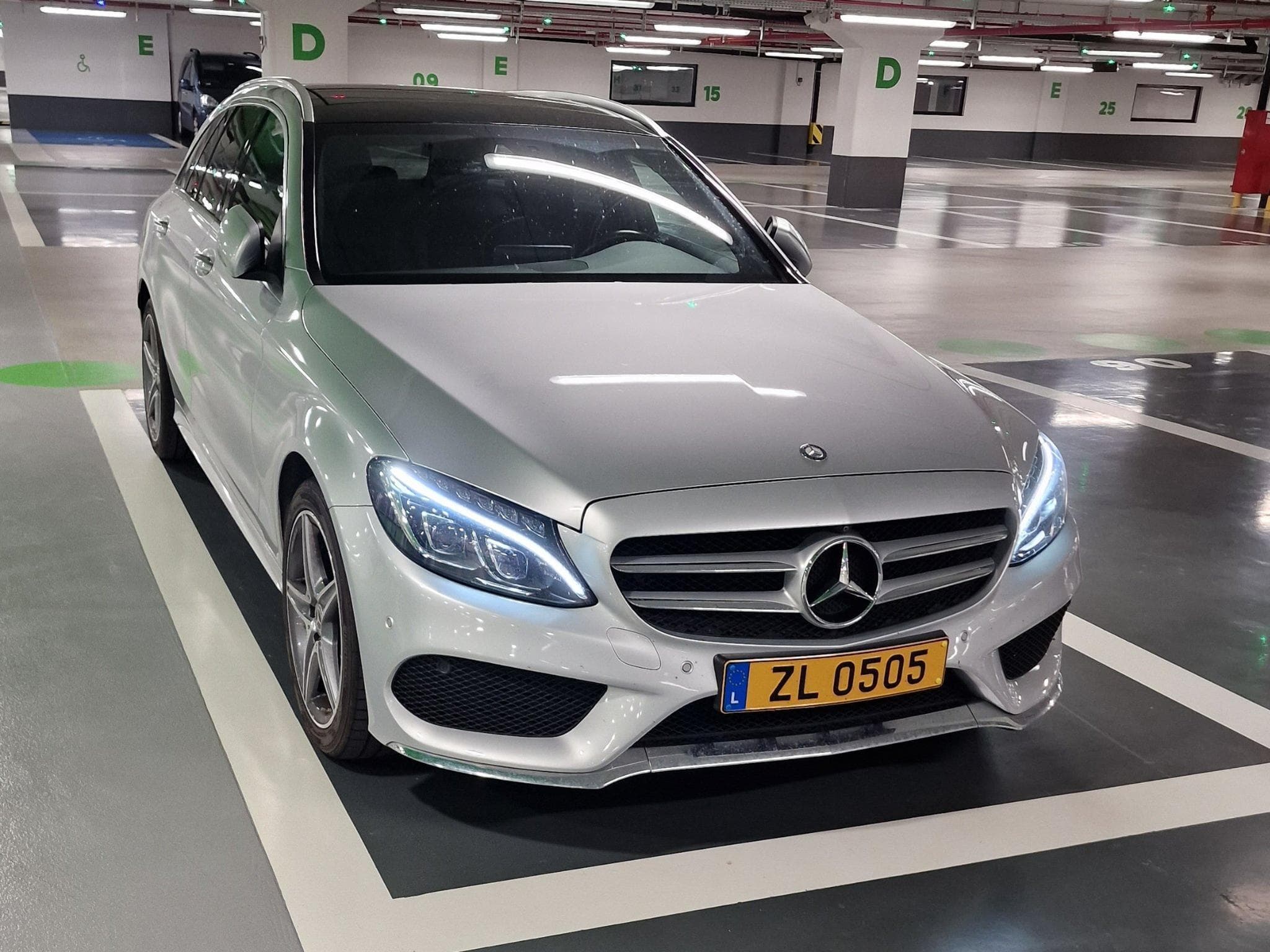 Mercedes C C 400 4 matic amg line (2017) - Photo 3