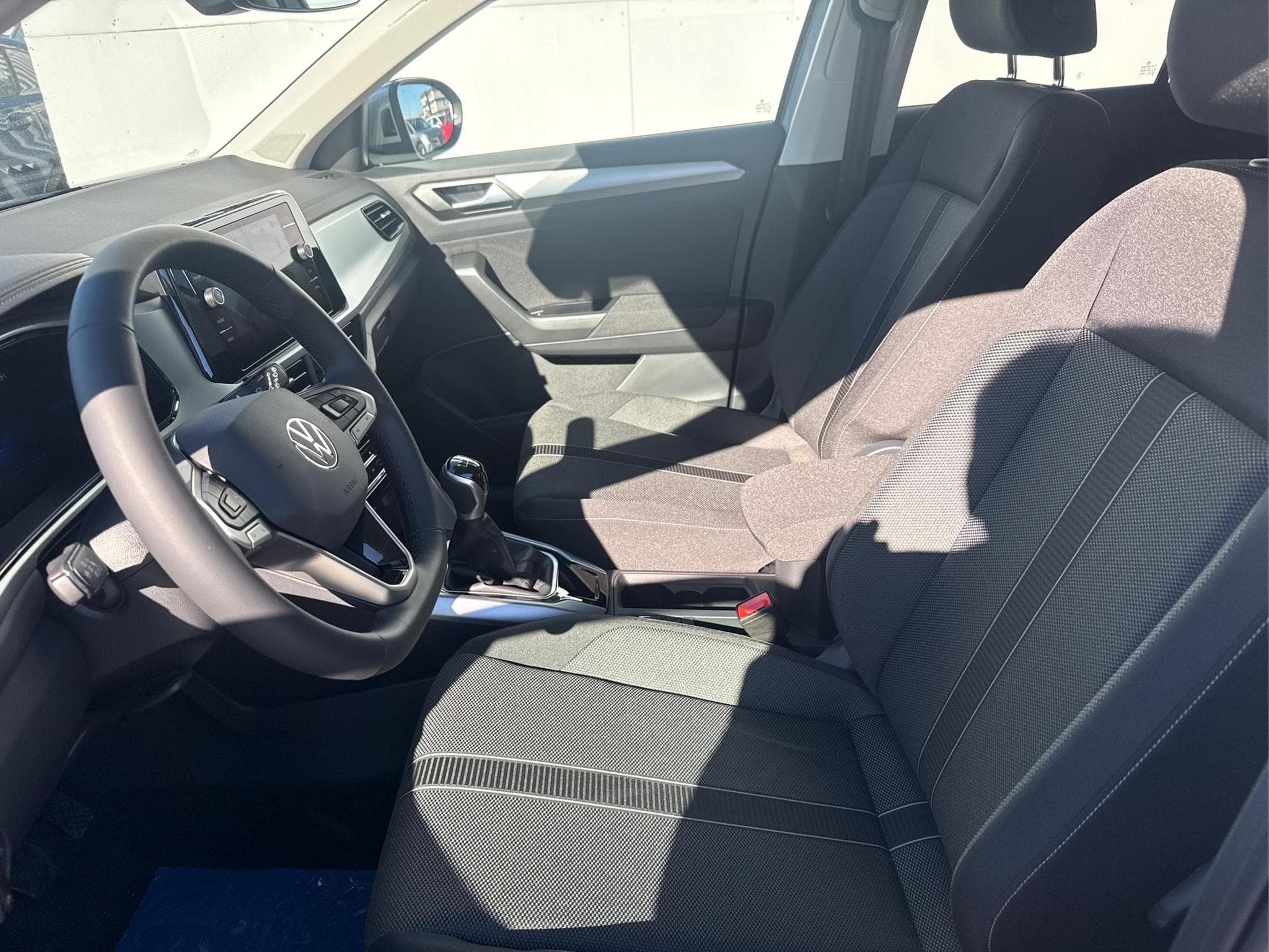 VW T-Roc EDITION (2026) - Photo 8