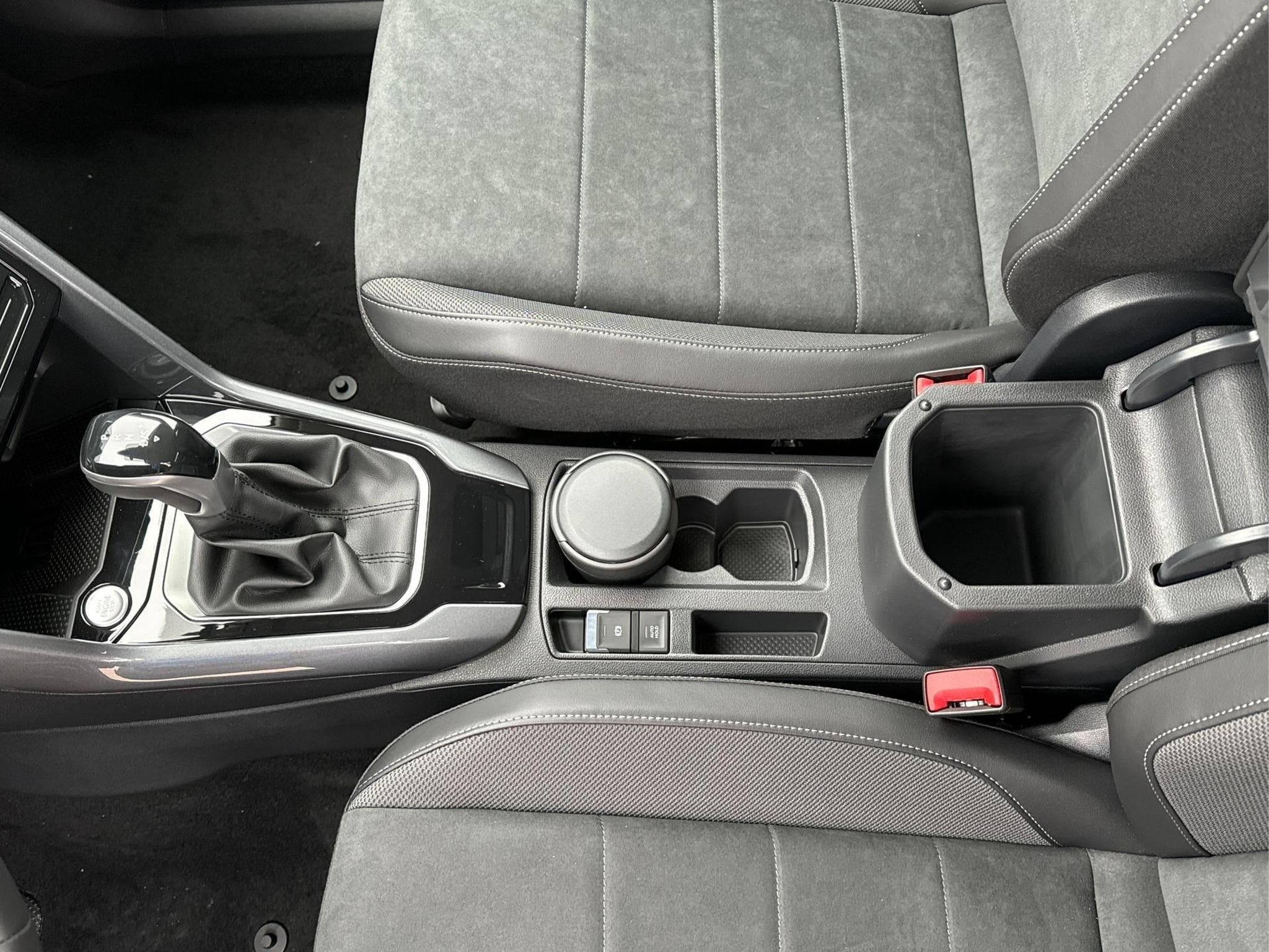 VW T-Roc Limited (2026) - Photo 14