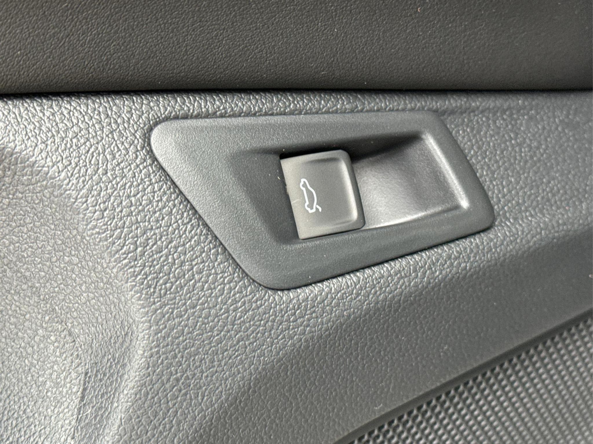 VW T-Roc Limited (2026) - Photo 19