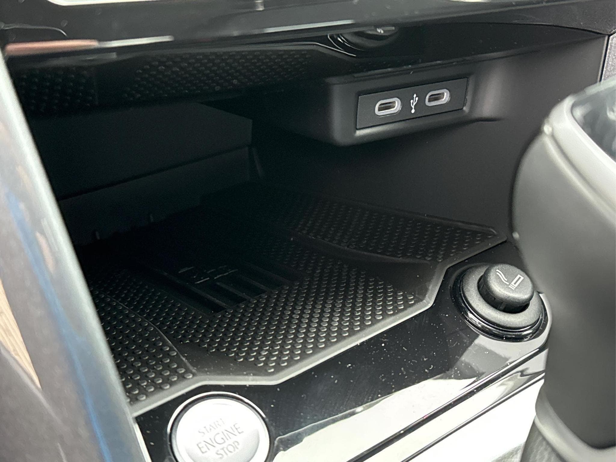 VW T-Roc Limited (2026) - Photo 22