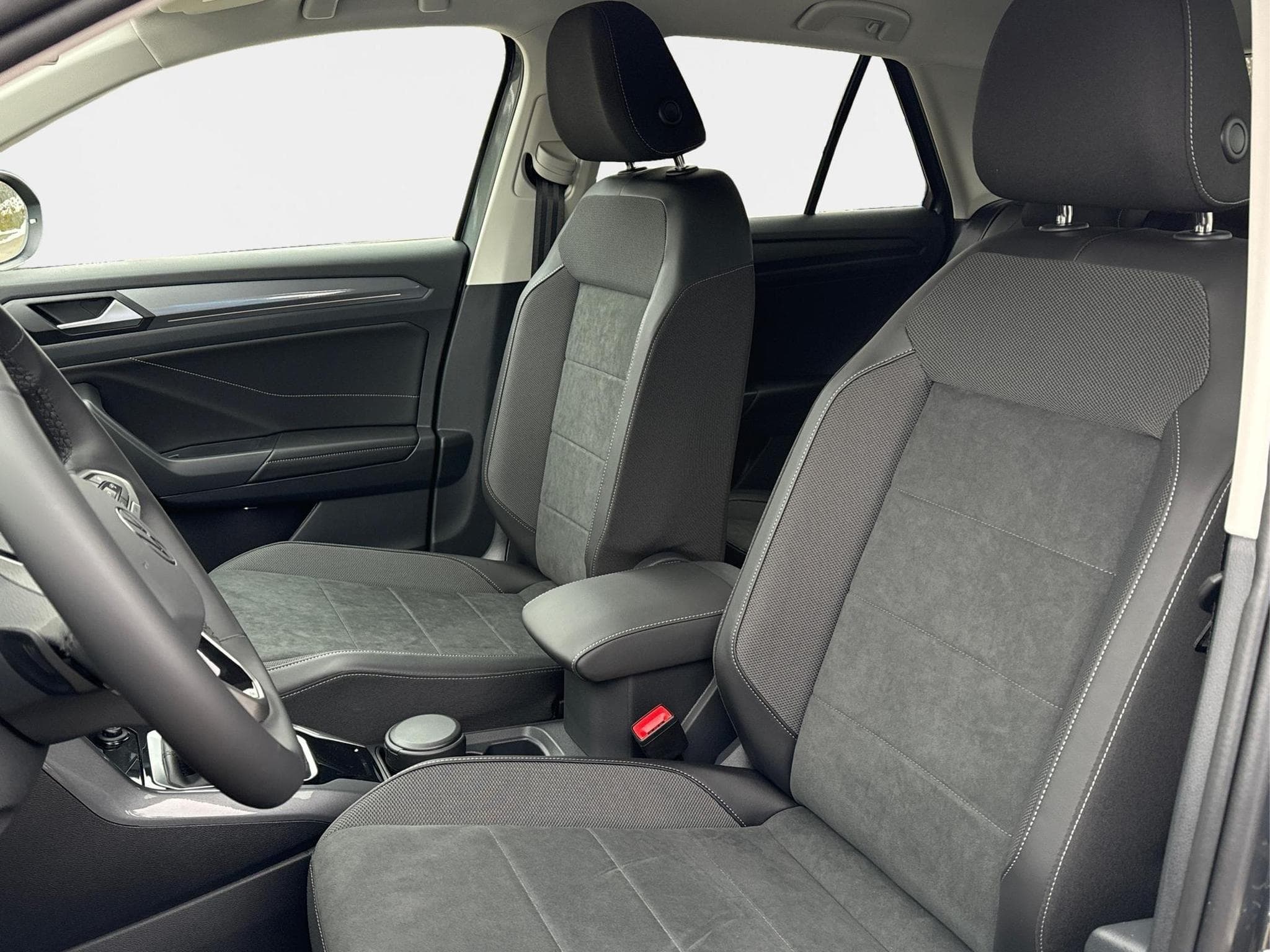 VW T-Roc Limited (2026) - Photo 15