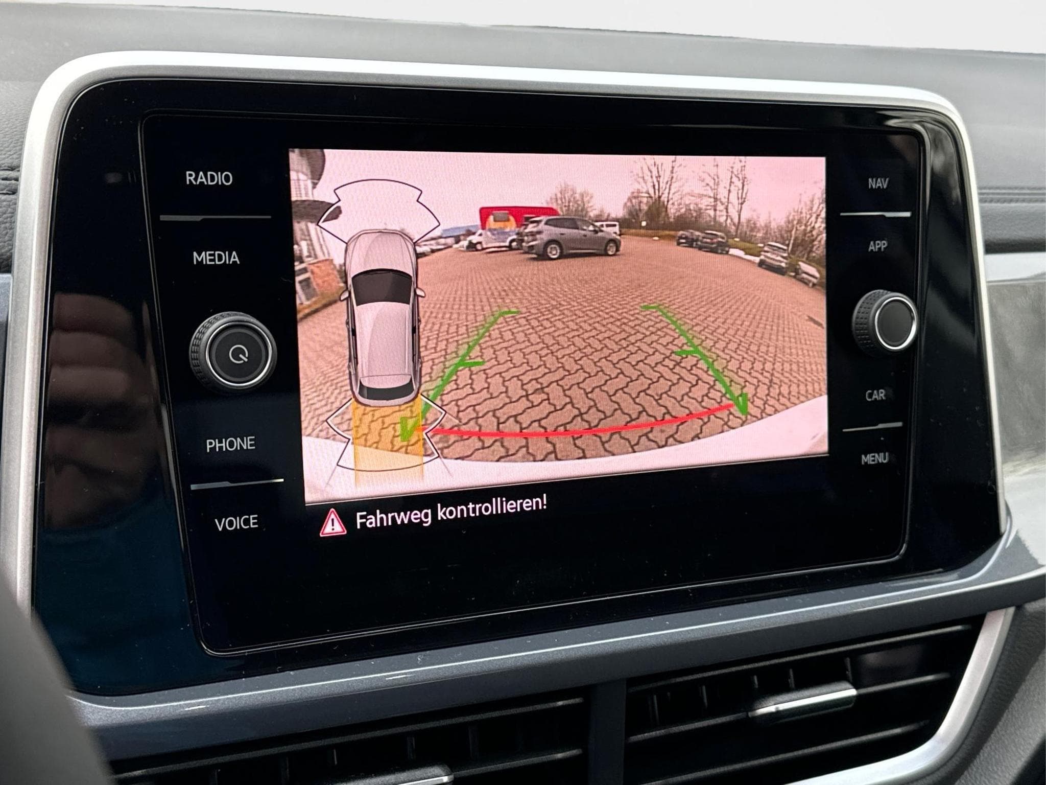 VW T-Roc Limited (2026) - Photo 11