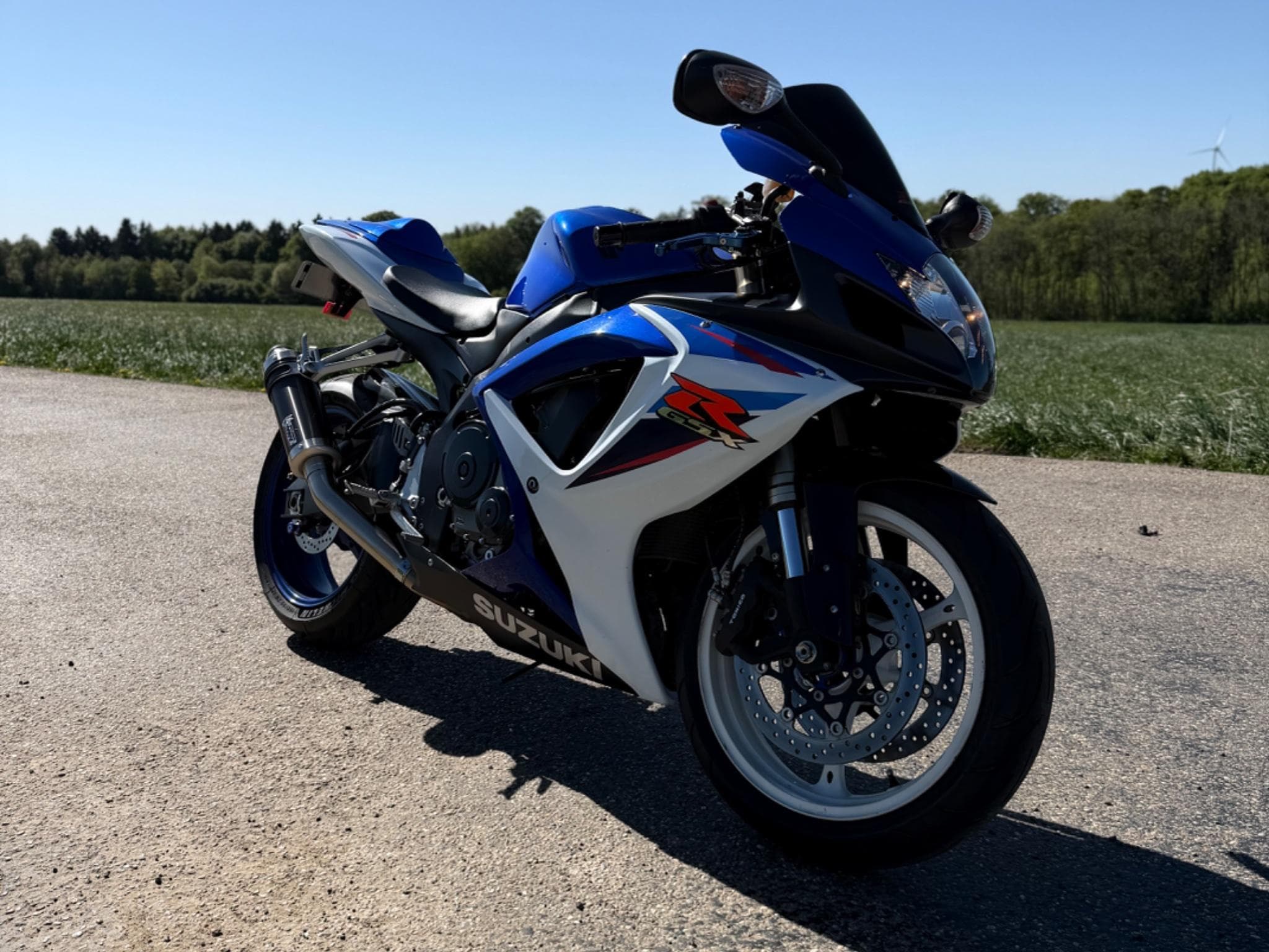 Suzuki GSXR GSX-R 600 K7 (2007) - Foto 2
