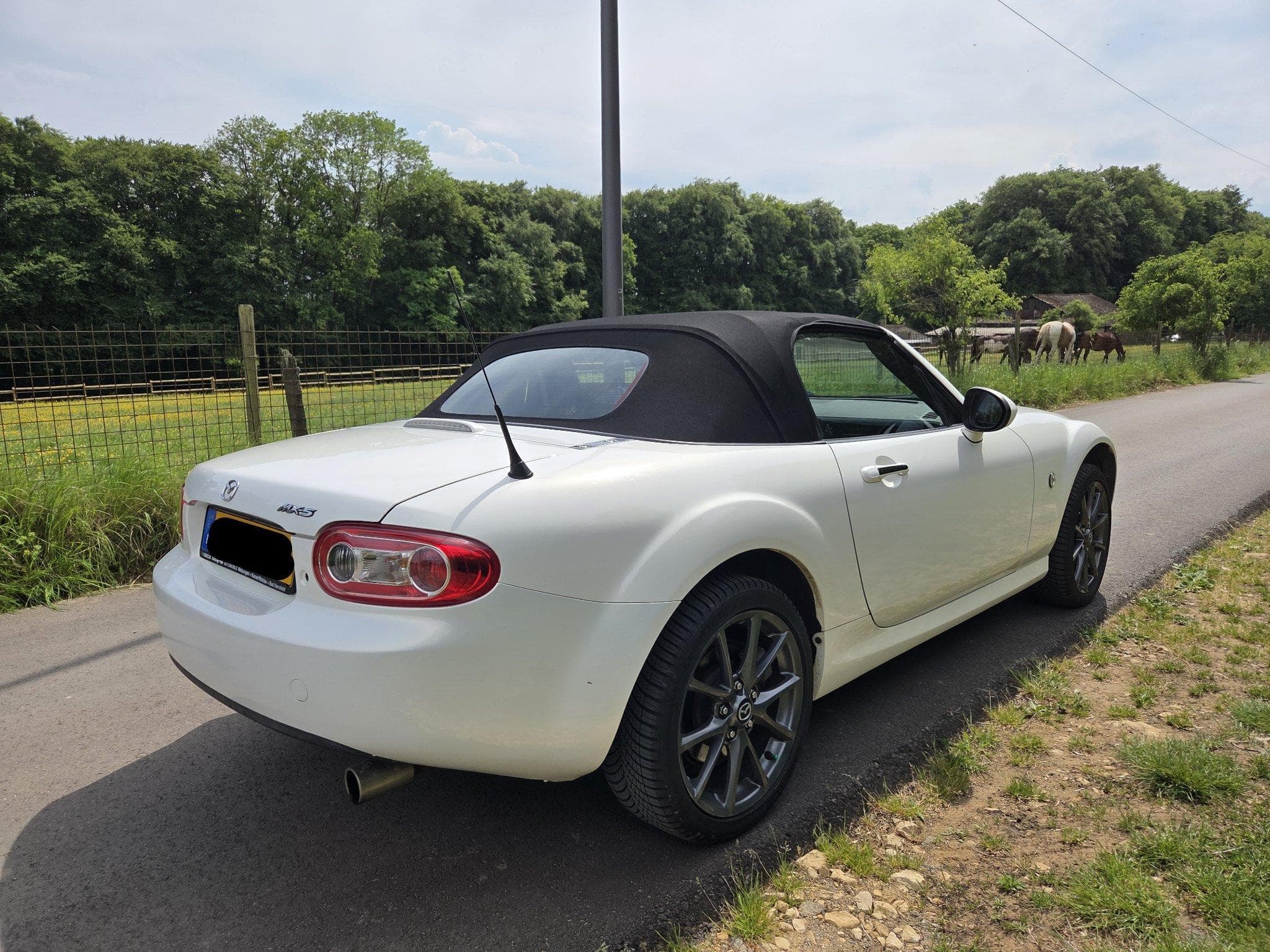 Mazda MX-5 III NC 1.8l Hamaki (2012) - Foto 5