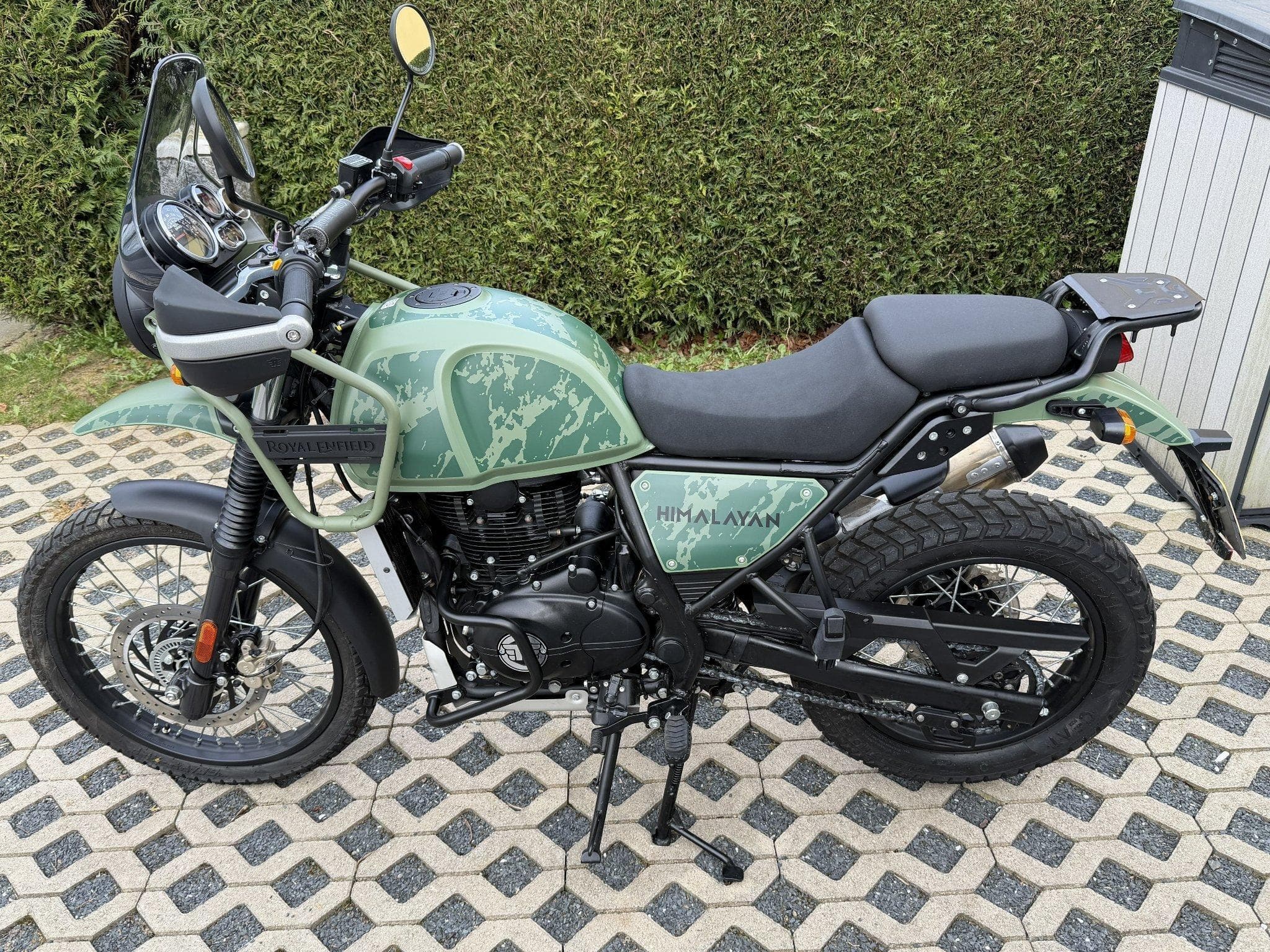 Royal Enfield Himalayan 411 (2024) - Foto 1