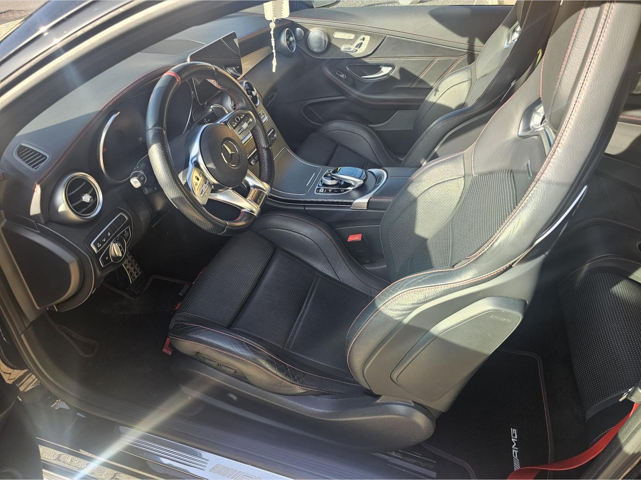 Mercedes C 43 AMG Coupé (2018) - Photo 5