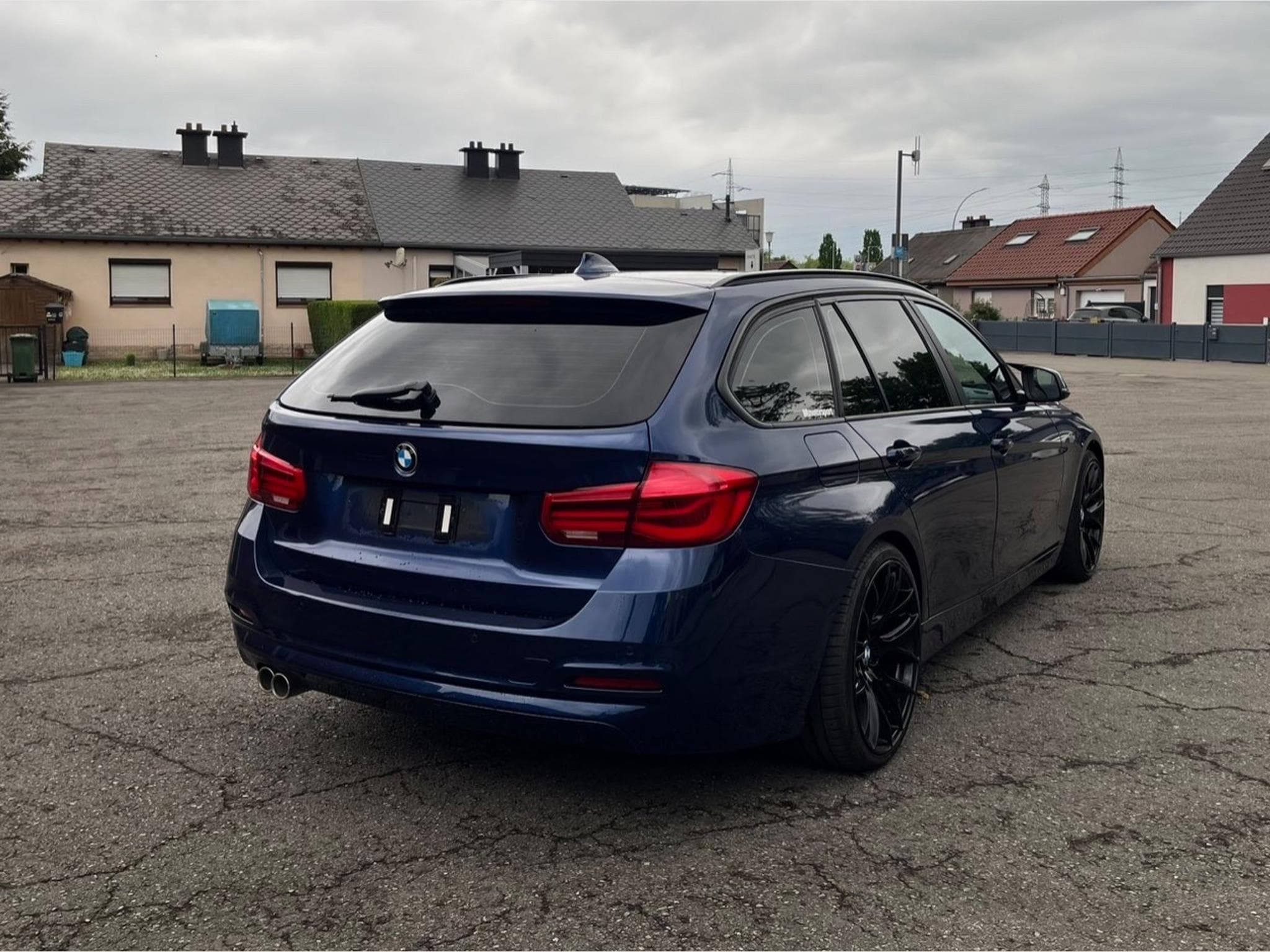 BMW 335 (2015) - Photo 2