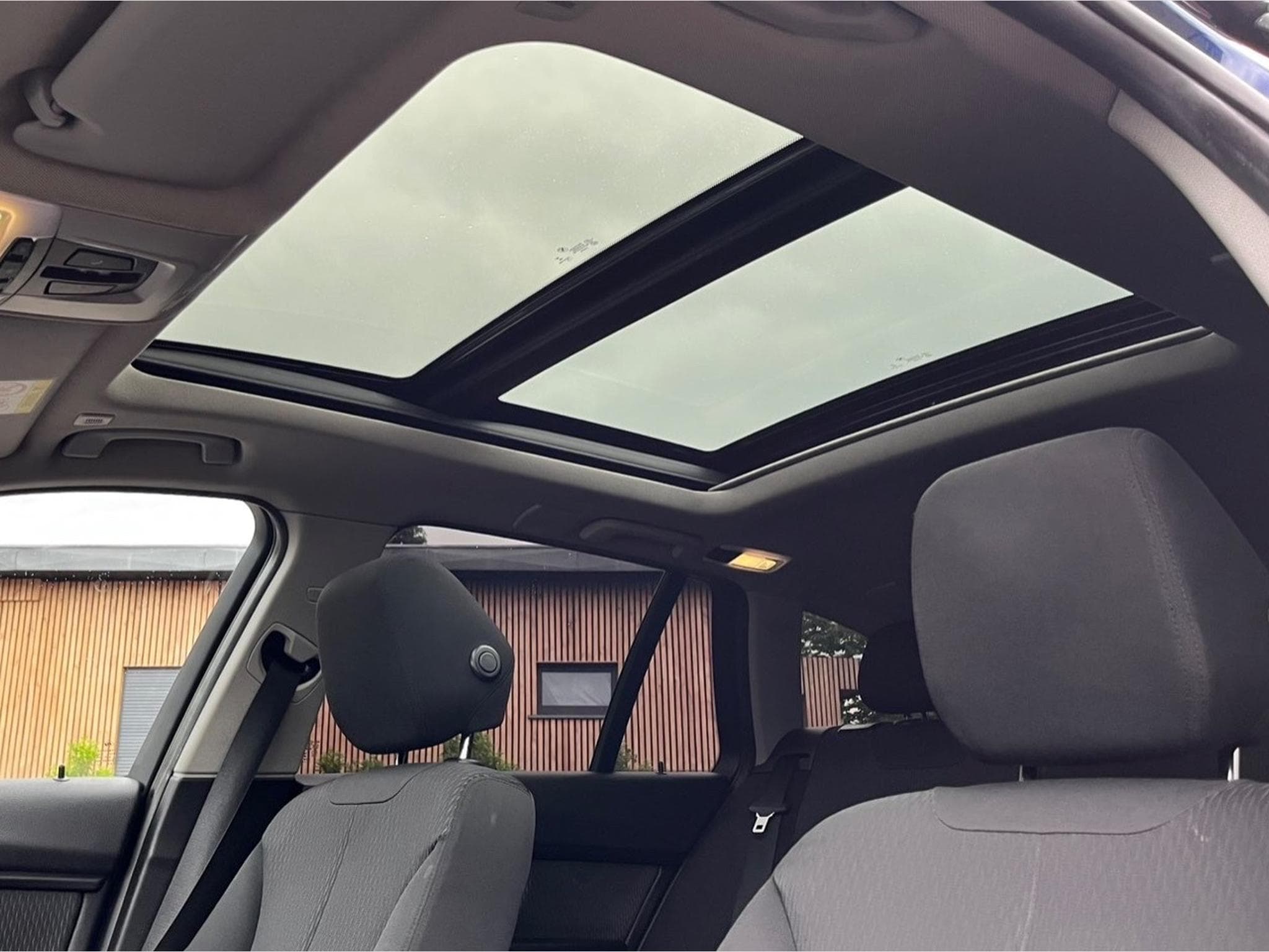BMW 335 (2015) - Photo 6