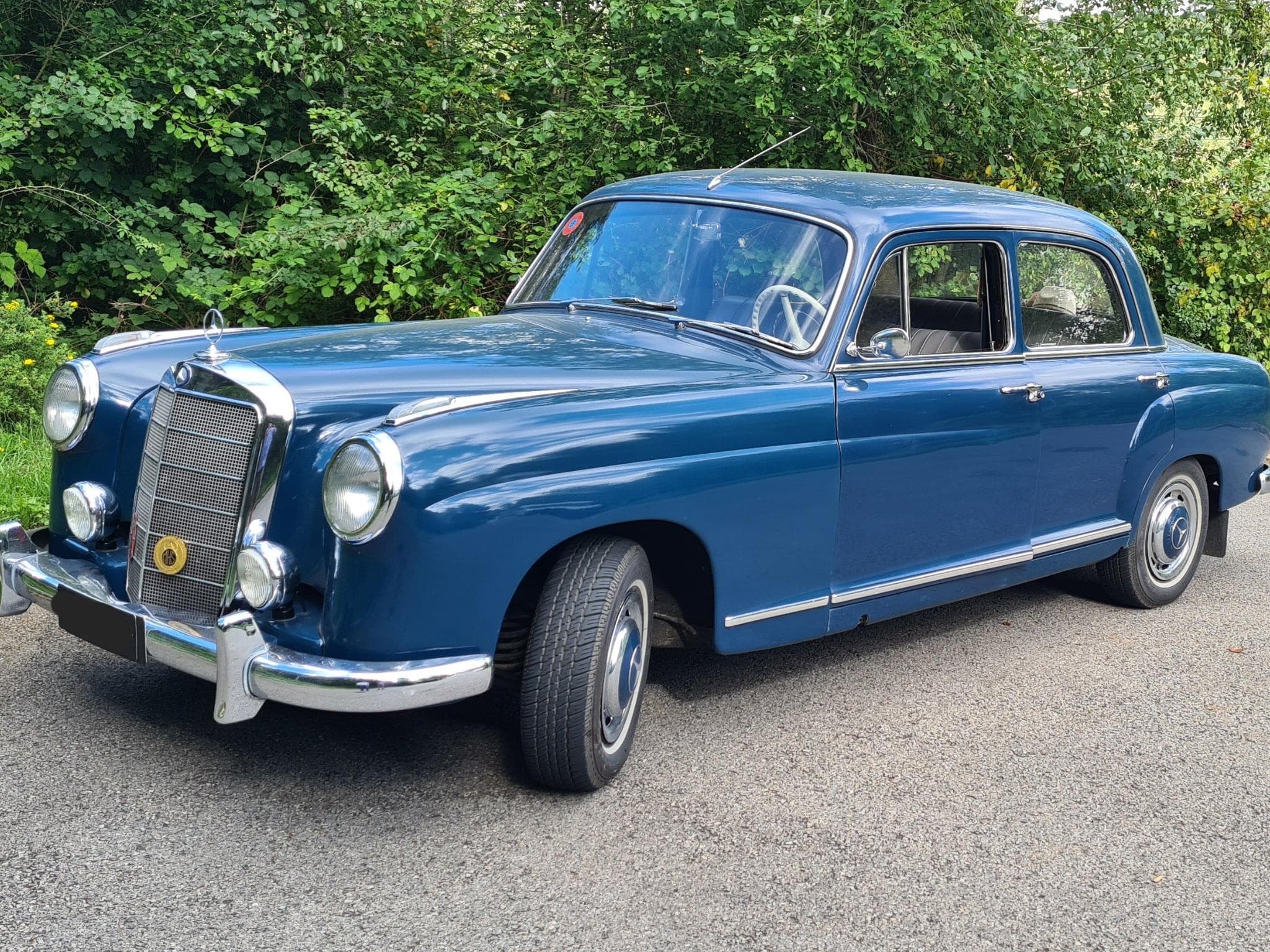 Mercedes W111 Ponton 219 W105 (1958) - Photo 1