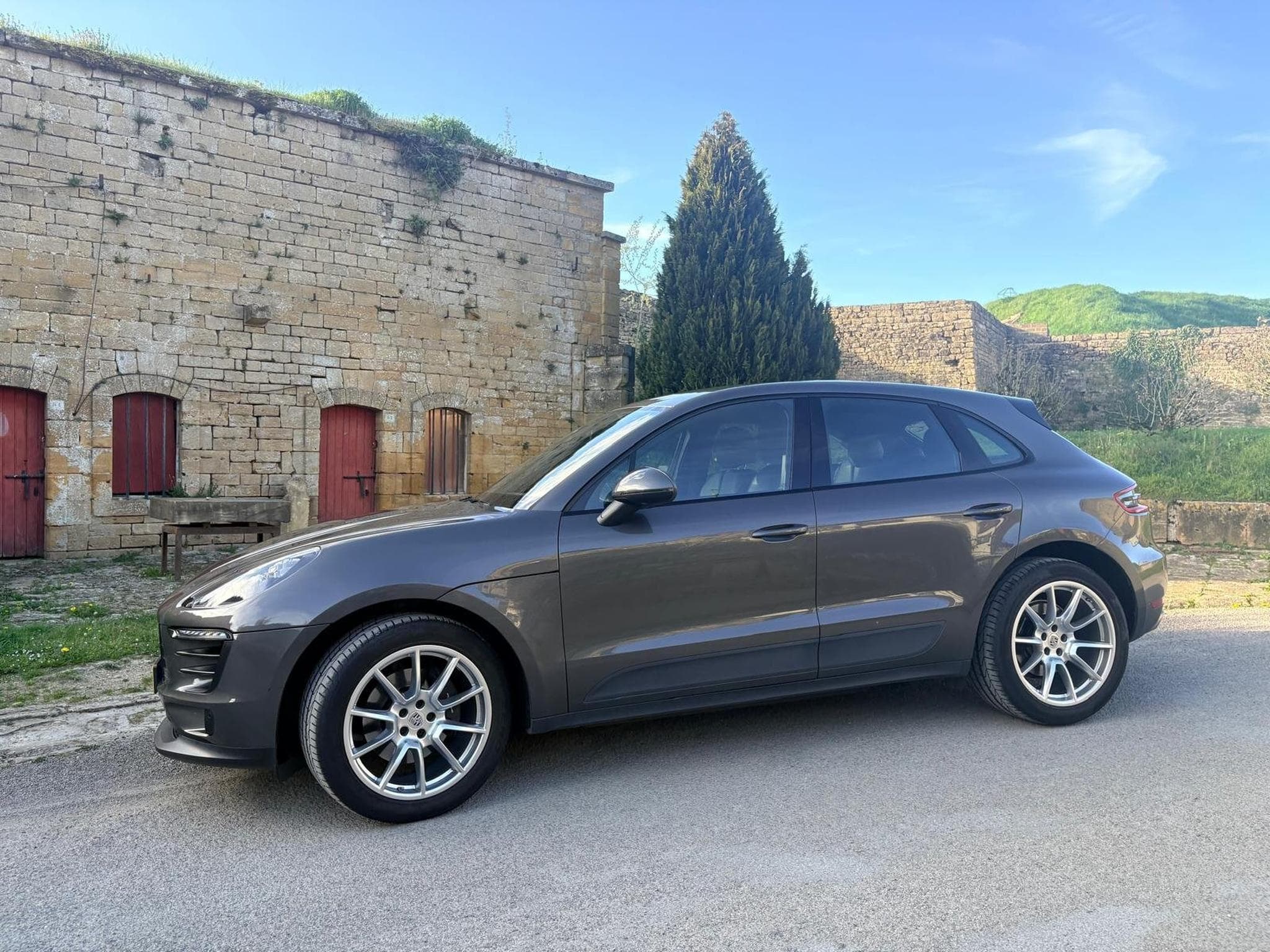 Porsche Macan 2.0 Turbo PDK – 20.600 d’options (2018) - Photo 2