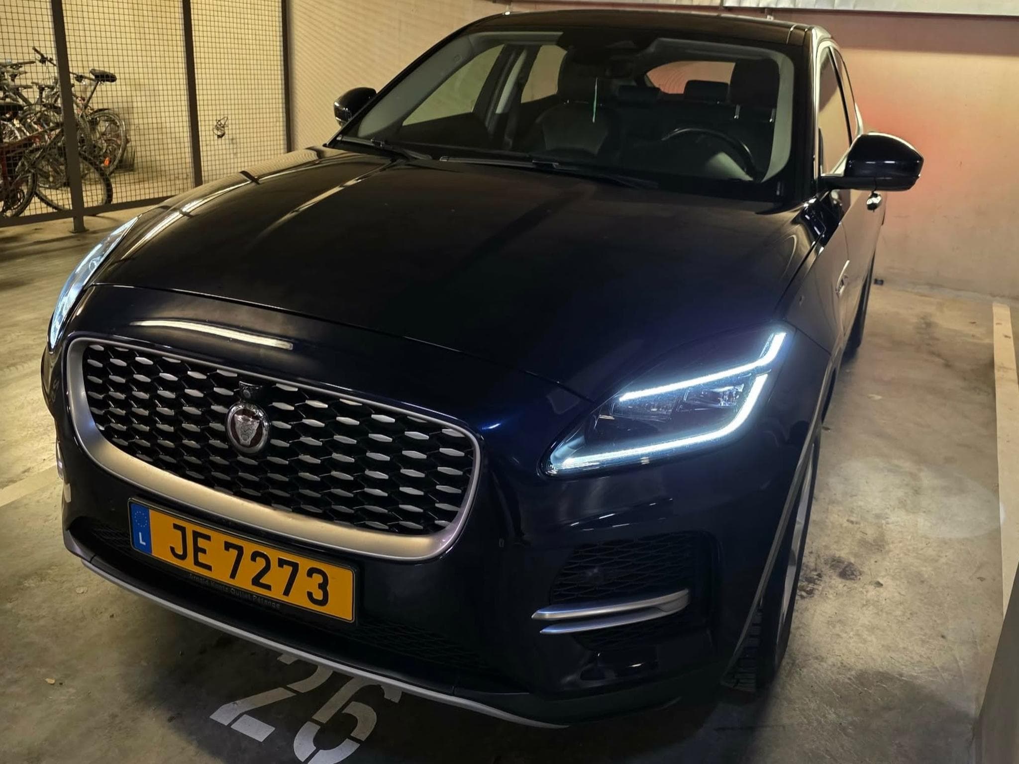 Jaguar E-Pace S (2021) - Foto 4