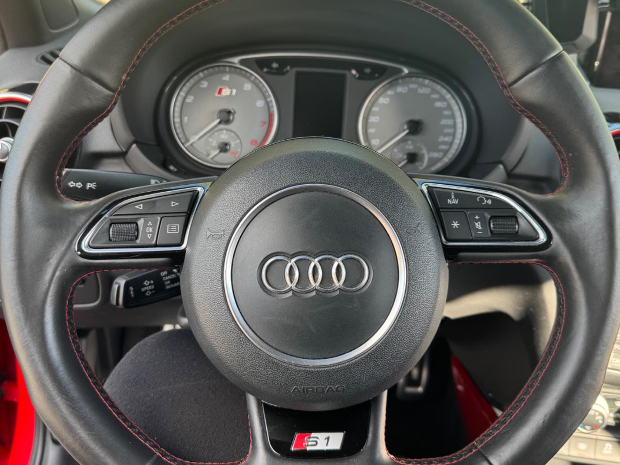 Audi S1 Sportback 2.0 TFSI Quattro (2015) - Foto 5