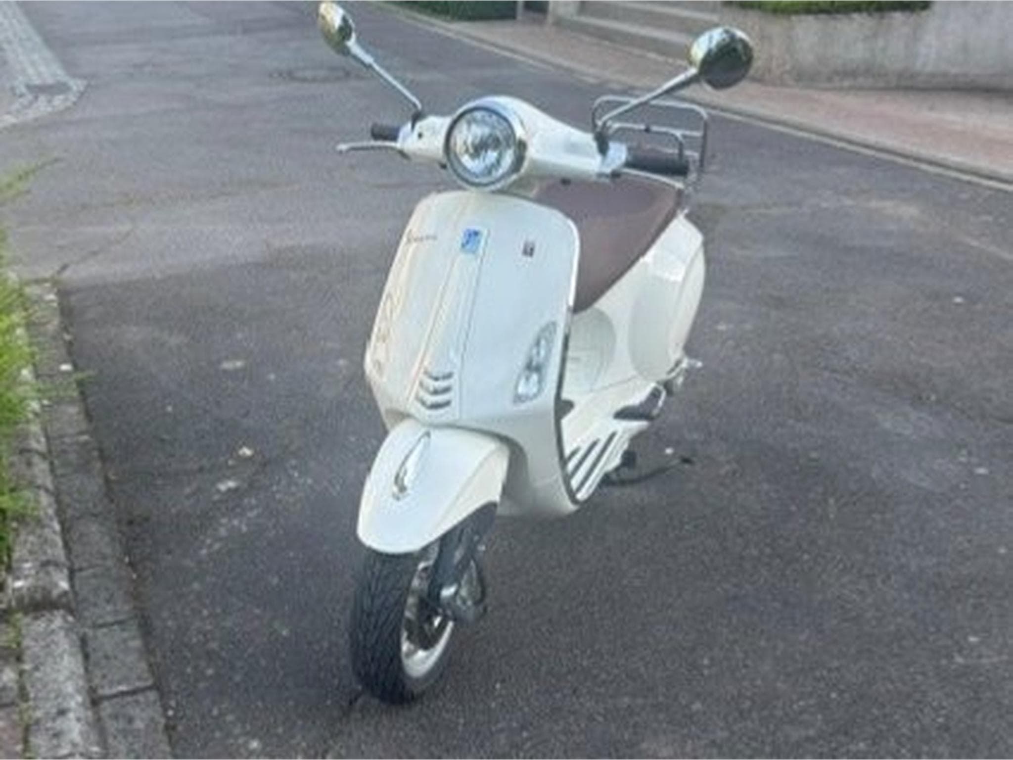 Vespa Primavera 50 4T (2018) - Photo 3