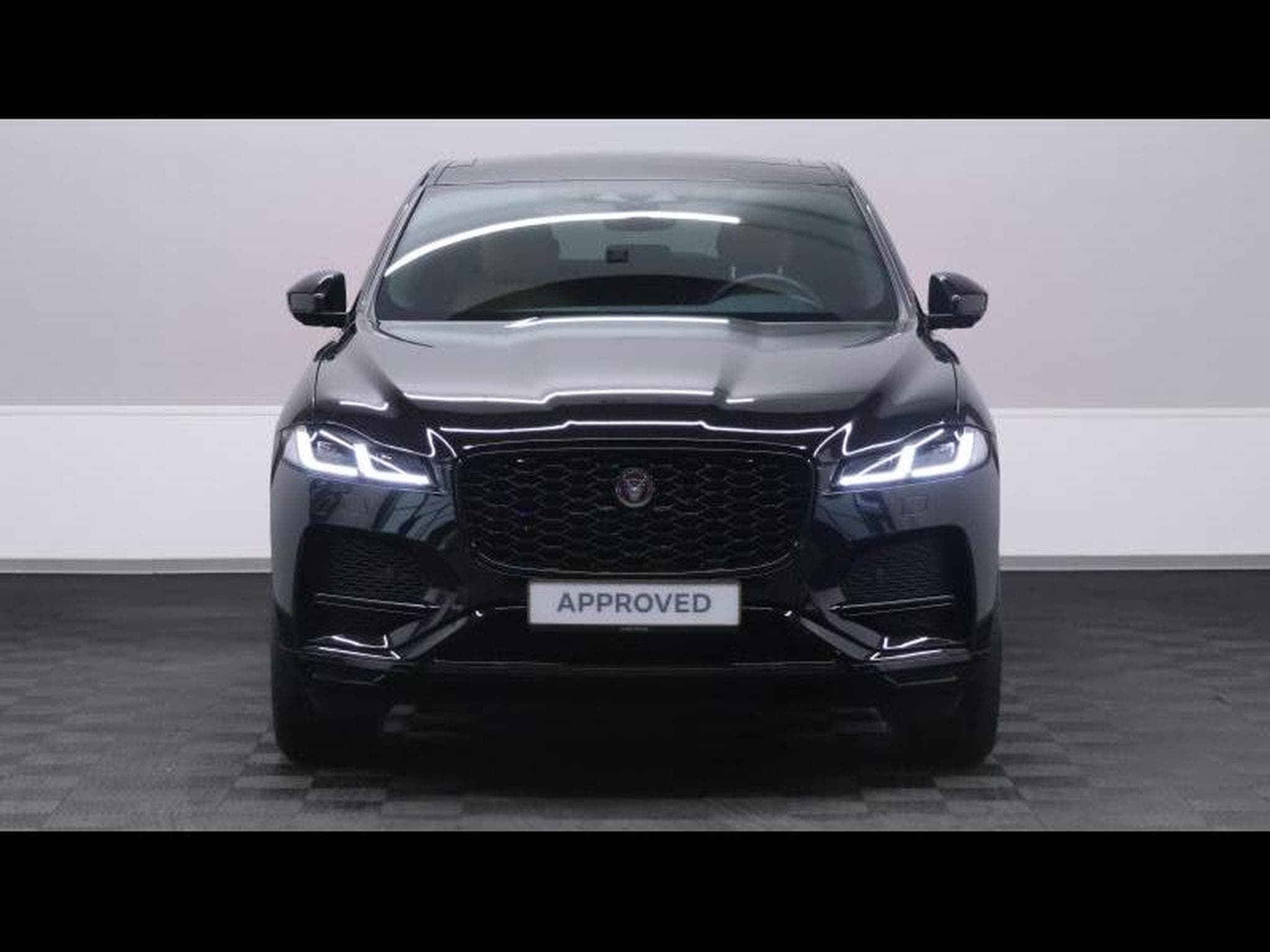 Jaguar F-Pace P400e SE (2022) - Foto 2