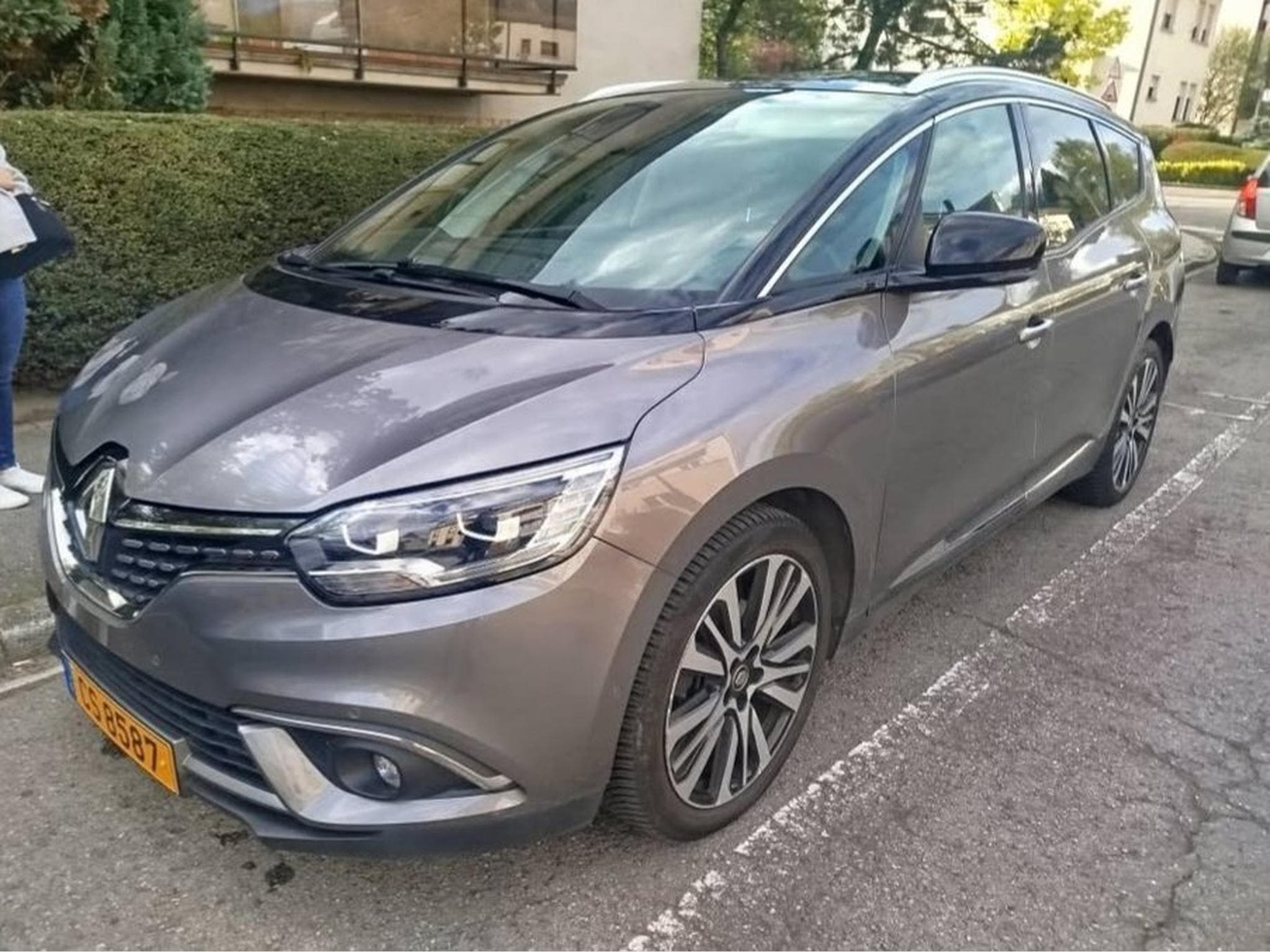 Renault Grand Scenic INITIAL PARIS (2020) - Photo 2