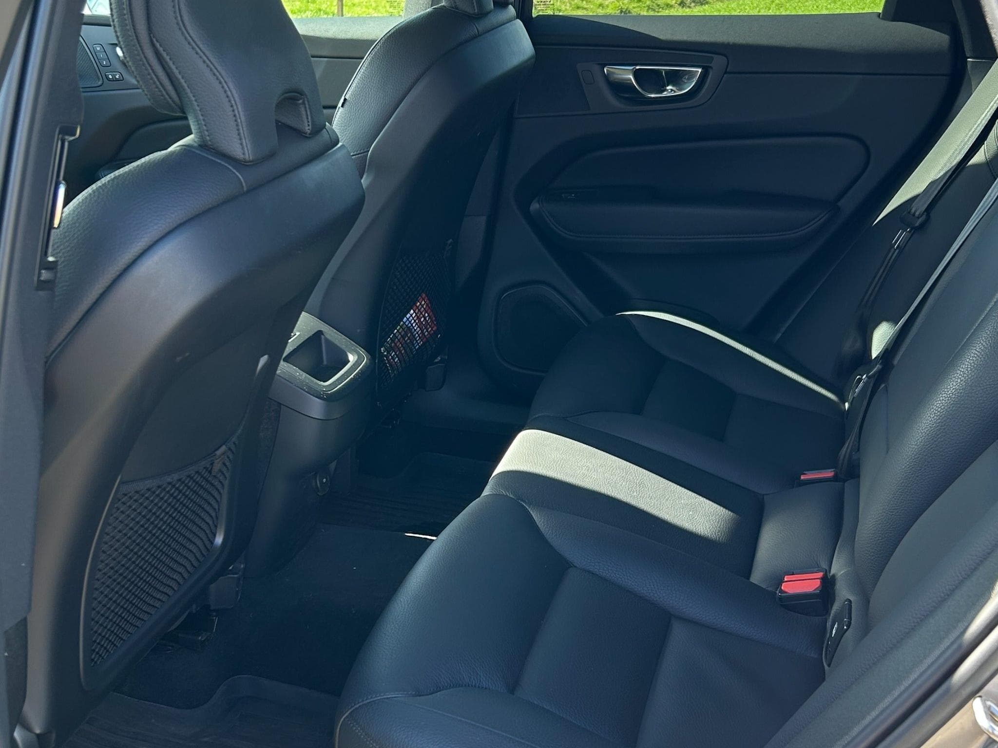 Volvo XC60 B4 Diesel Mild Hybrid Plus Bright (ASO) (2022) - Photo 12