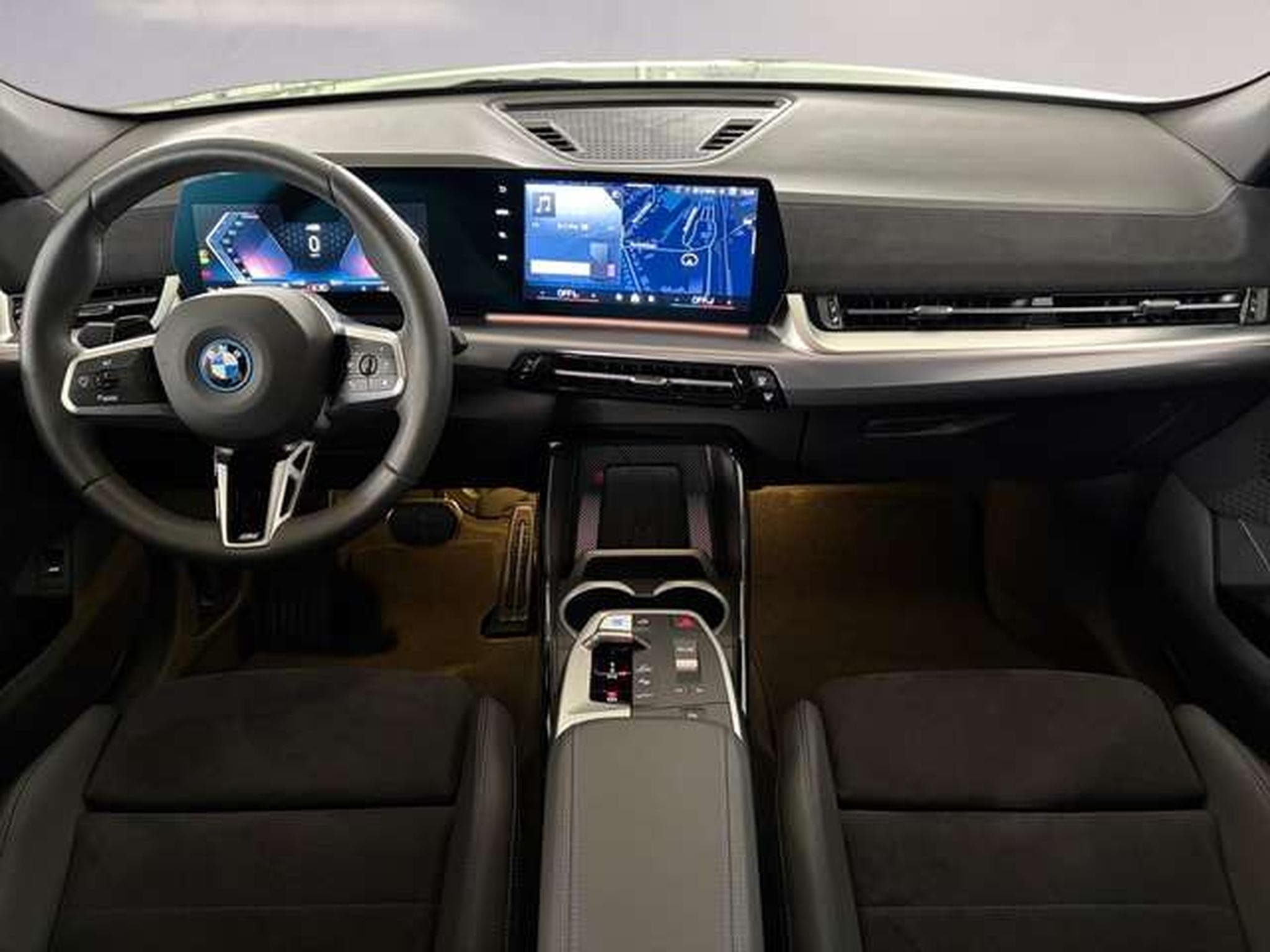 BMW iX2 xDrive30 DAB LED Komfortzg. (2025) - Foto 7
