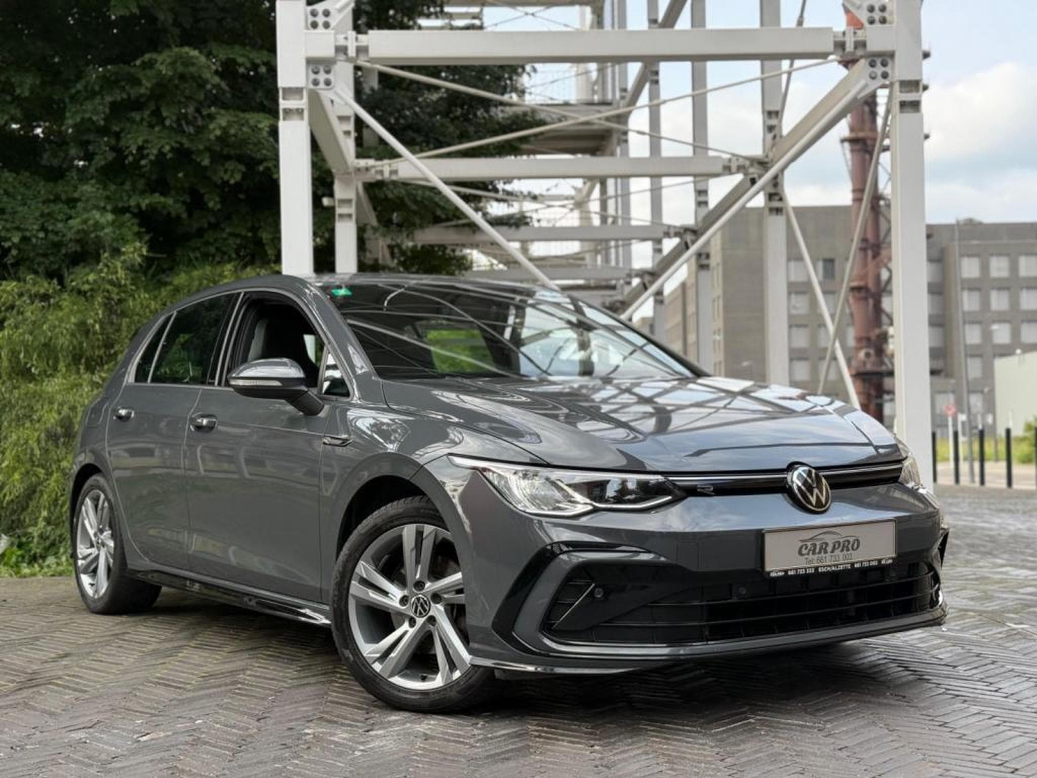 VW Golf VIII / R LINE / Automatique / LED / COCKPIT VIRTUEL (2022) - Photo 2