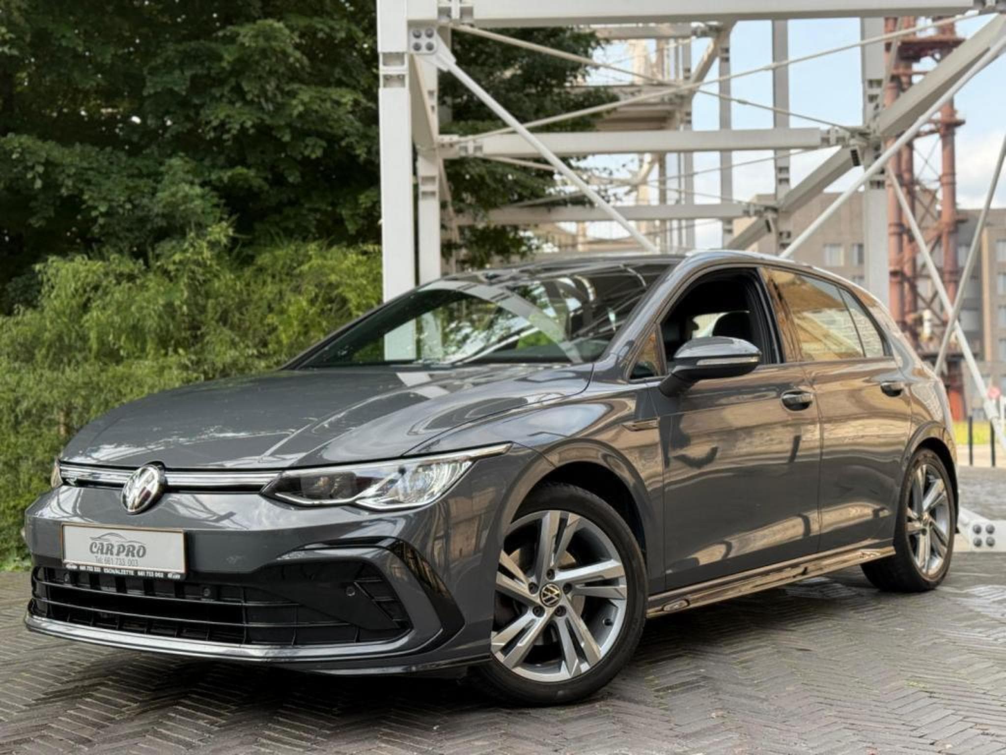 VW Golf VIII / R LINE / Automatique / LED / COCKPIT VIRTUEL (2022) - Photo 1