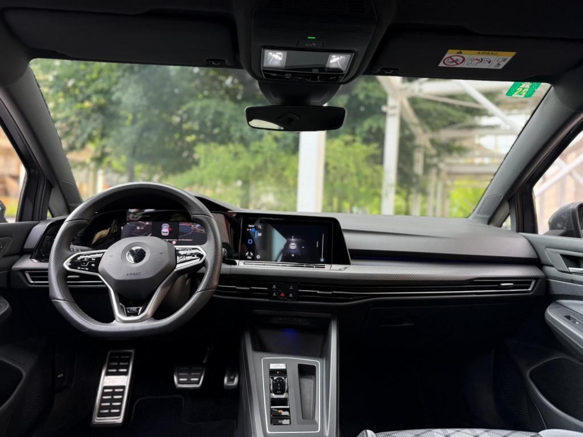 VW Golf VIII / R LINE / Automatique / LED / COCKPIT VIRTUEL (2022) - Photo 11