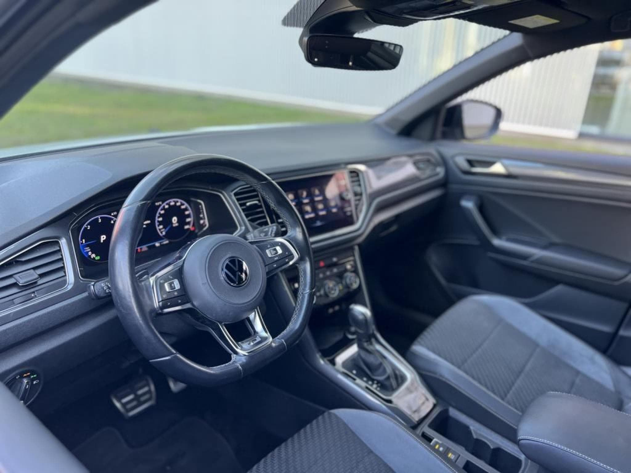 VW T-Roc R-Line / Attache Remorque / (2021) - Photo 12