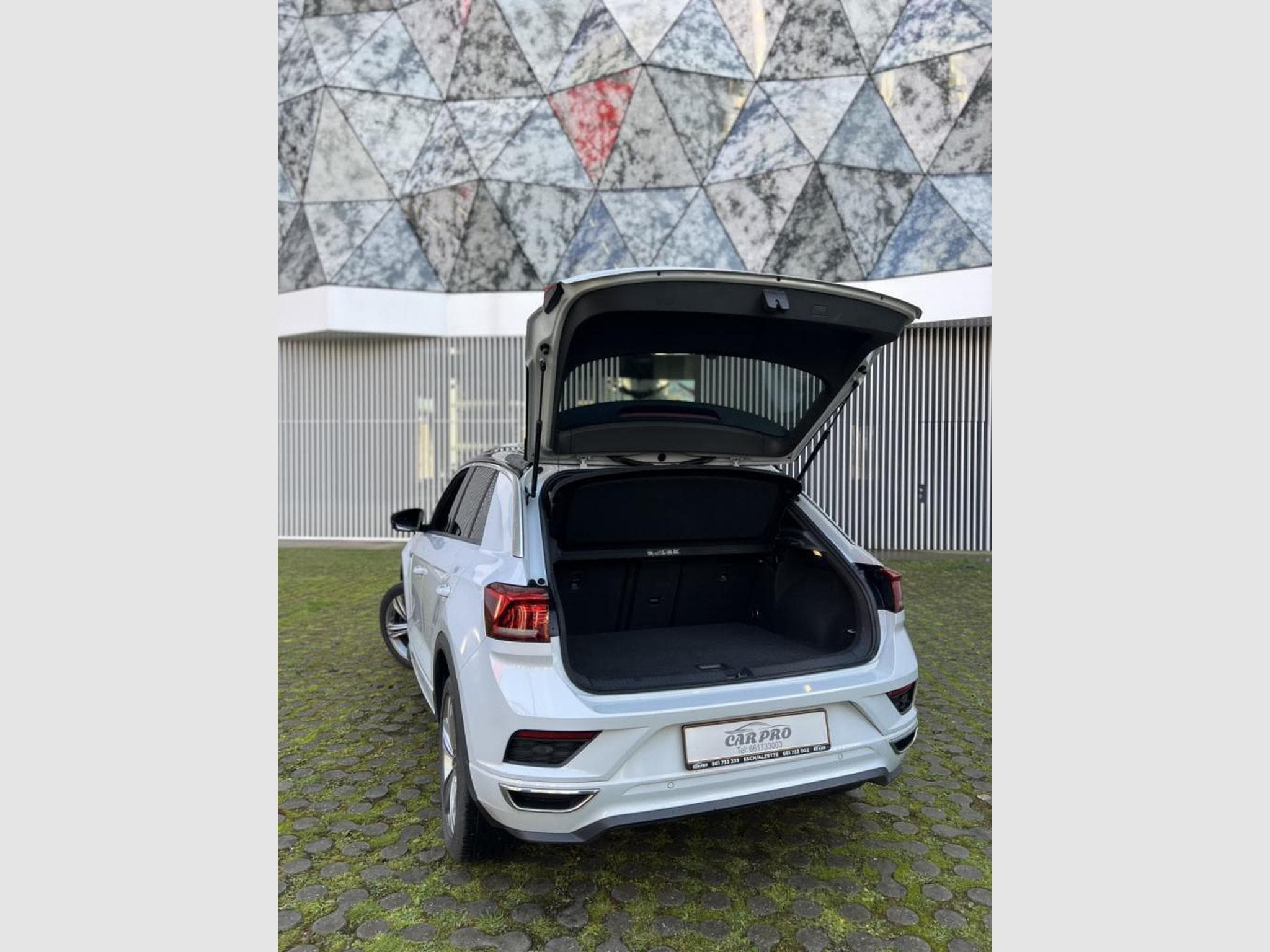 VW T-Roc R-Line / Attache Remorque / (2021) - Photo 9