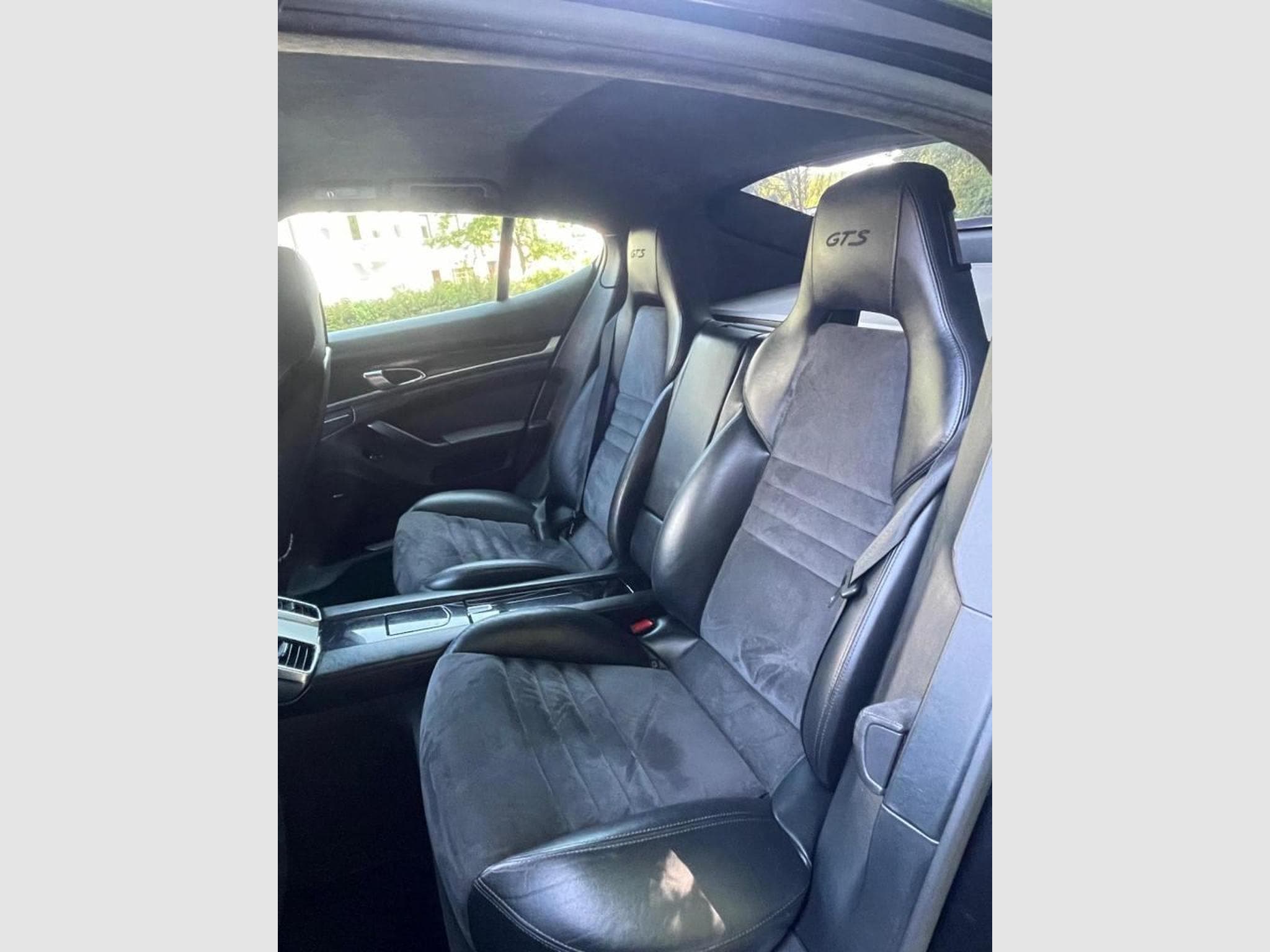 Porsche Panamera GTS / 4.8 / PDK / (2012) - Photo 19