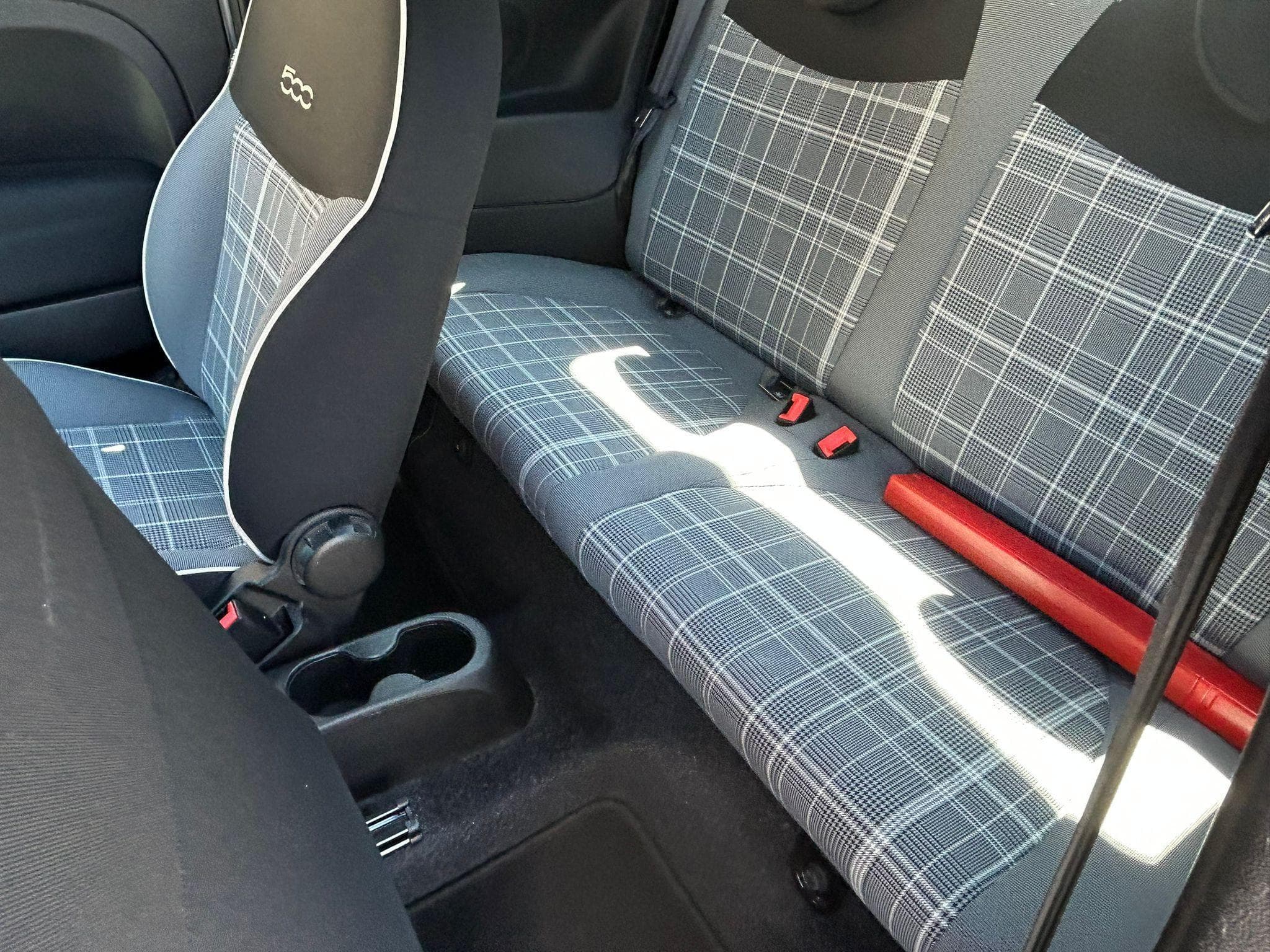Fiat 500 1.2 ESSENCE (2019) - Foto 12